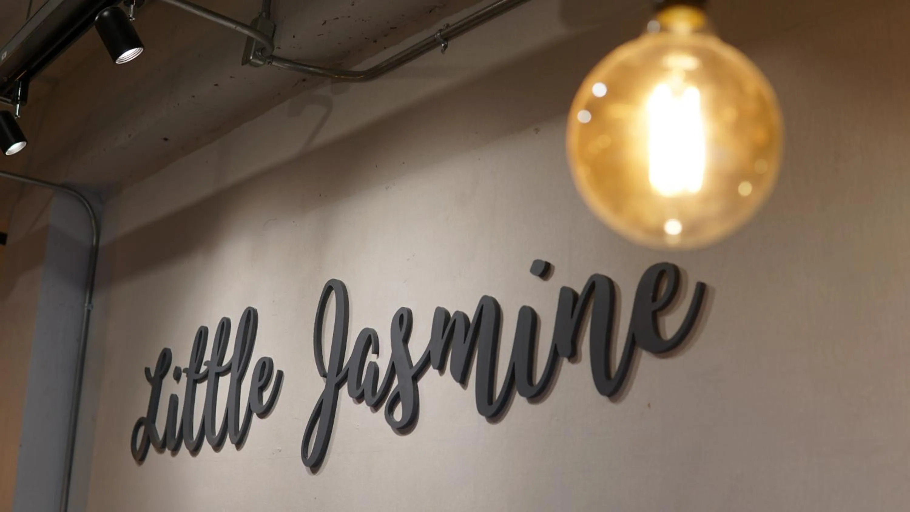 Logo/Certificate/Sign in Little Jasmine by the River