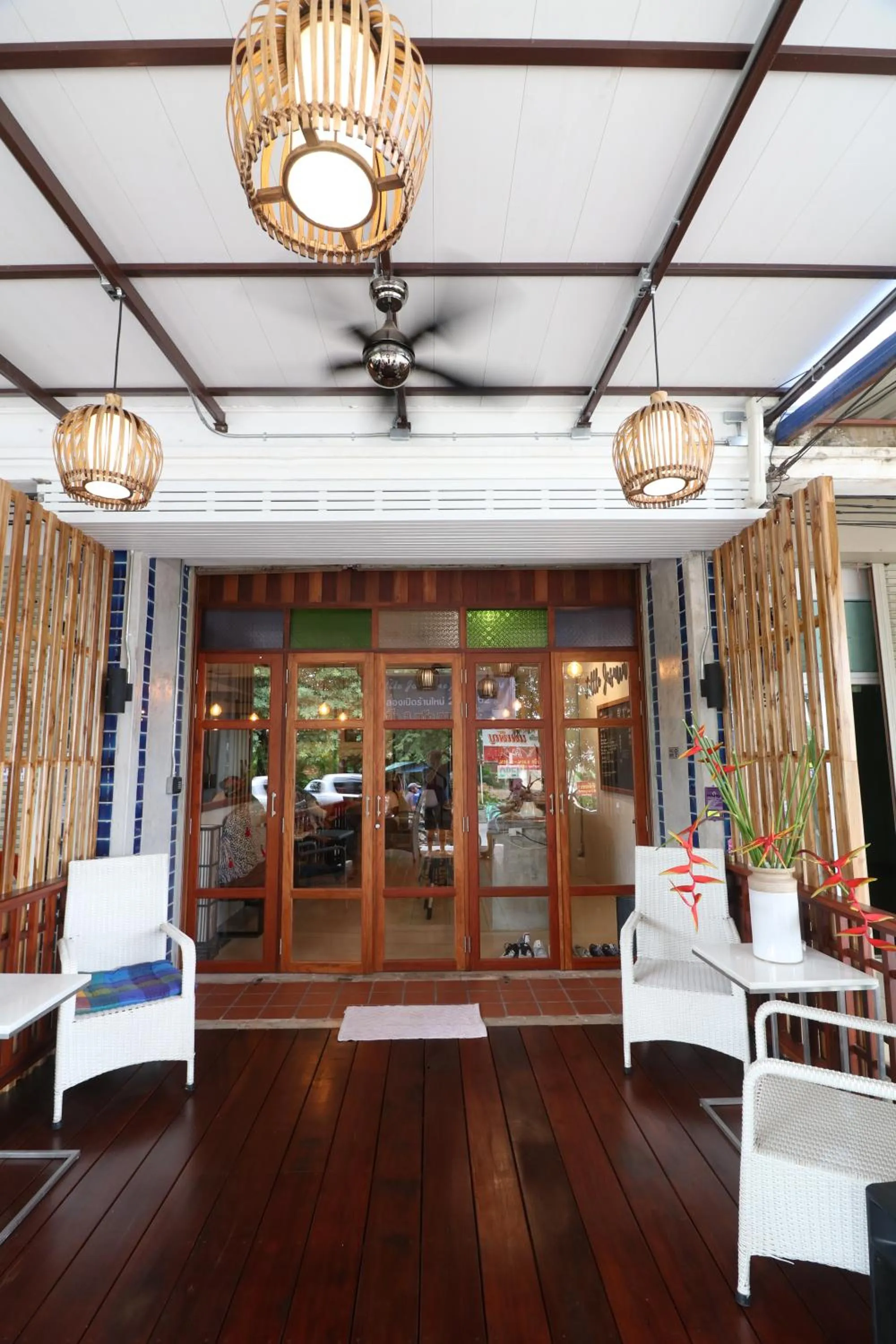 Facade/entrance in Little Jasmine by the River