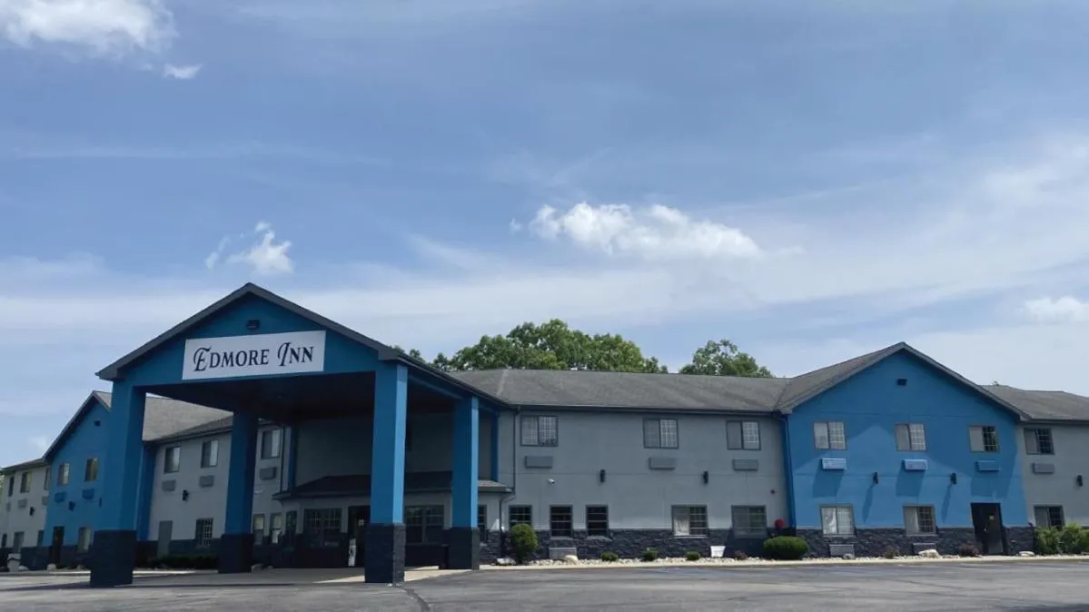 Property building in Edmore Inn