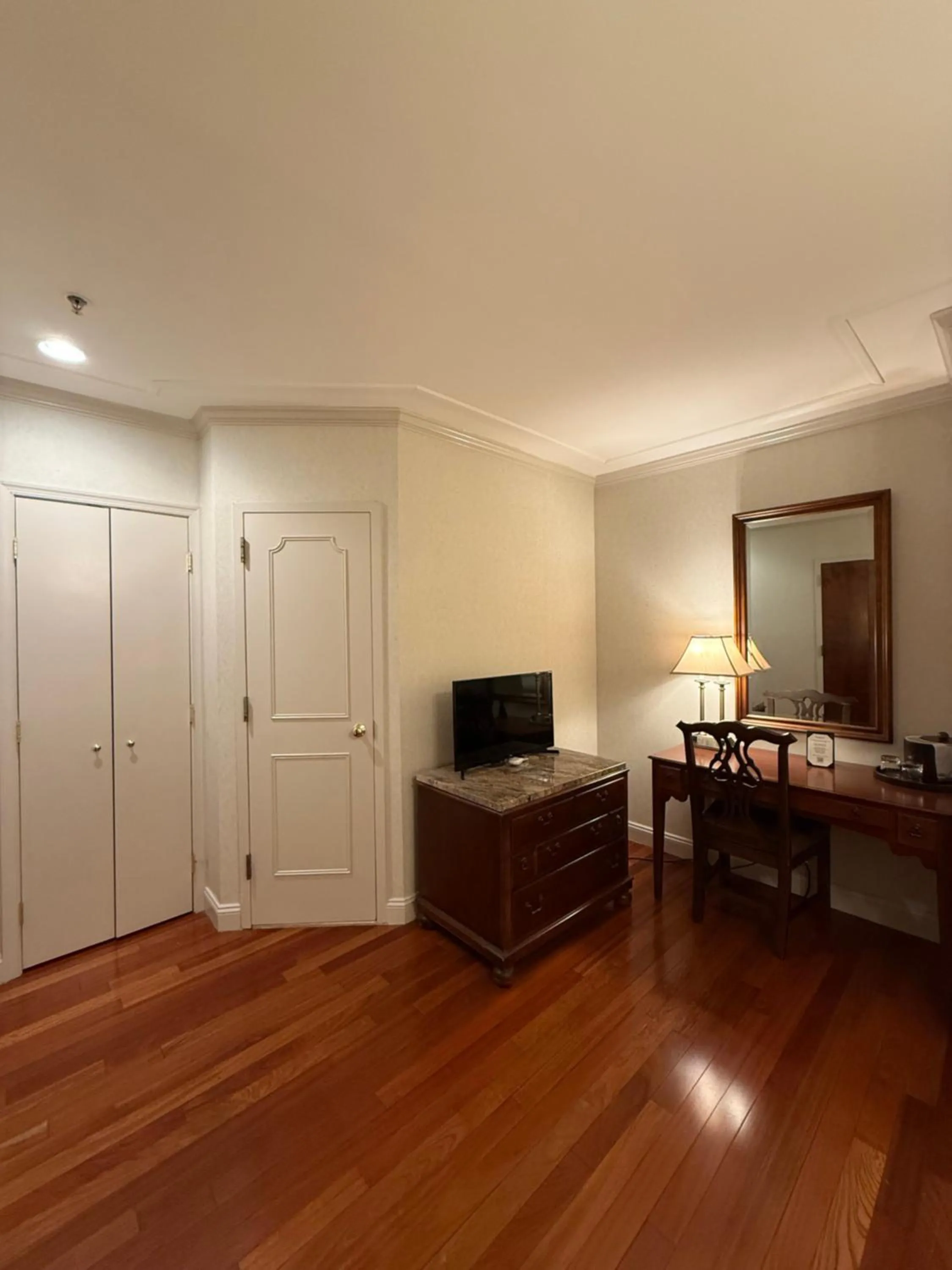 wardrobe in Penn's View Hotel Philadelphia