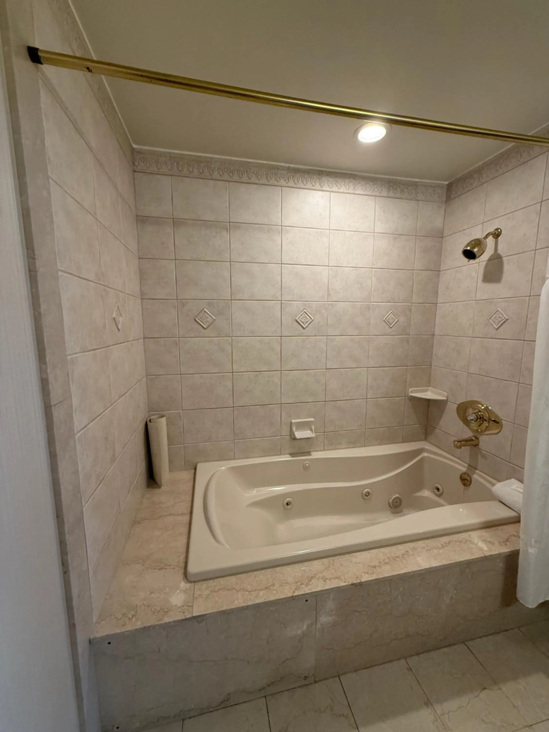 Toilet in Penn's View Hotel Philadelphia