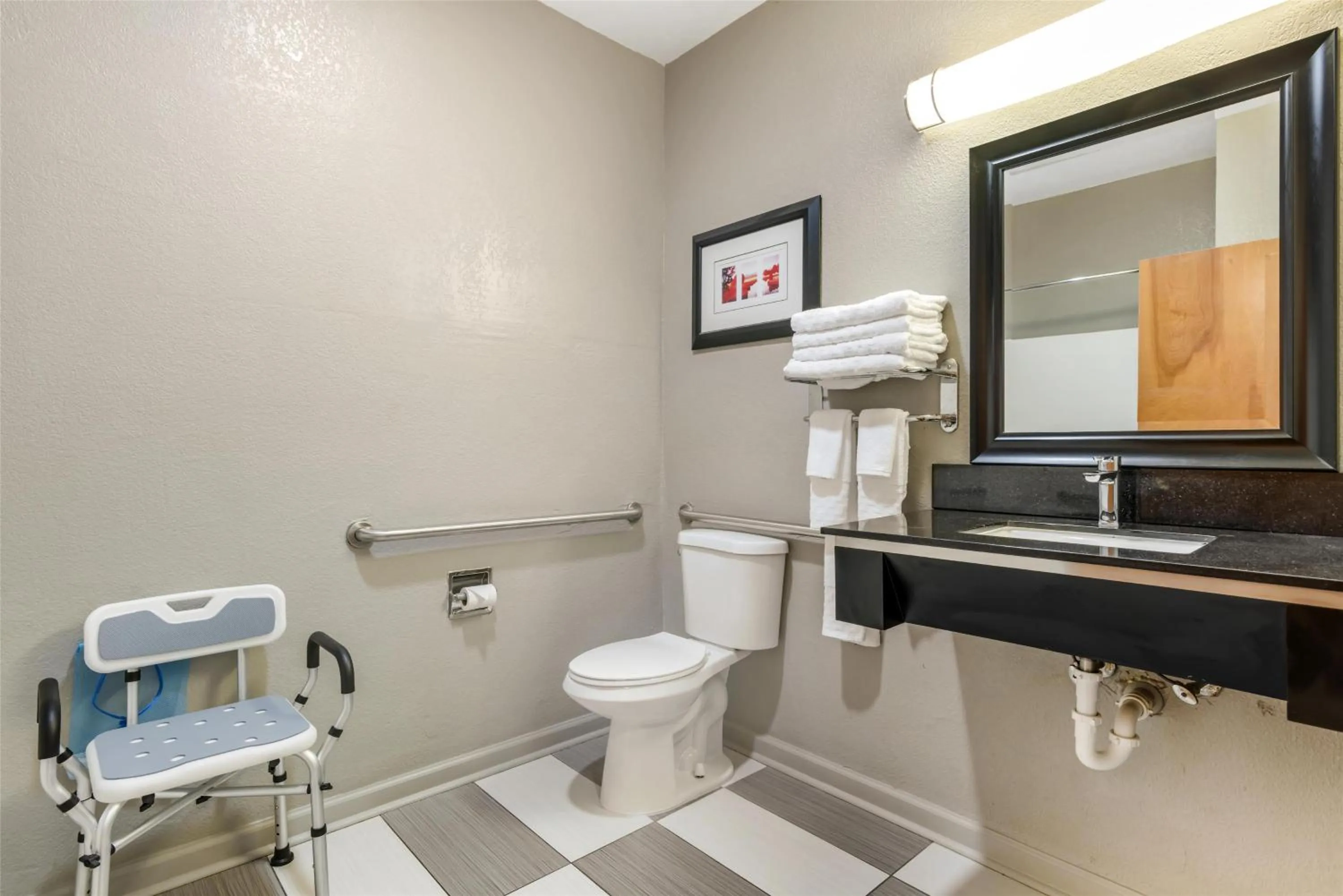 Bathroom in Best Western Commerce Inn