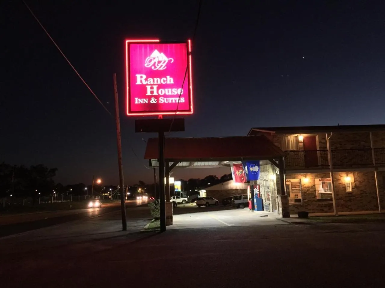 Property logo or sign in Ranch House Inn & Suites