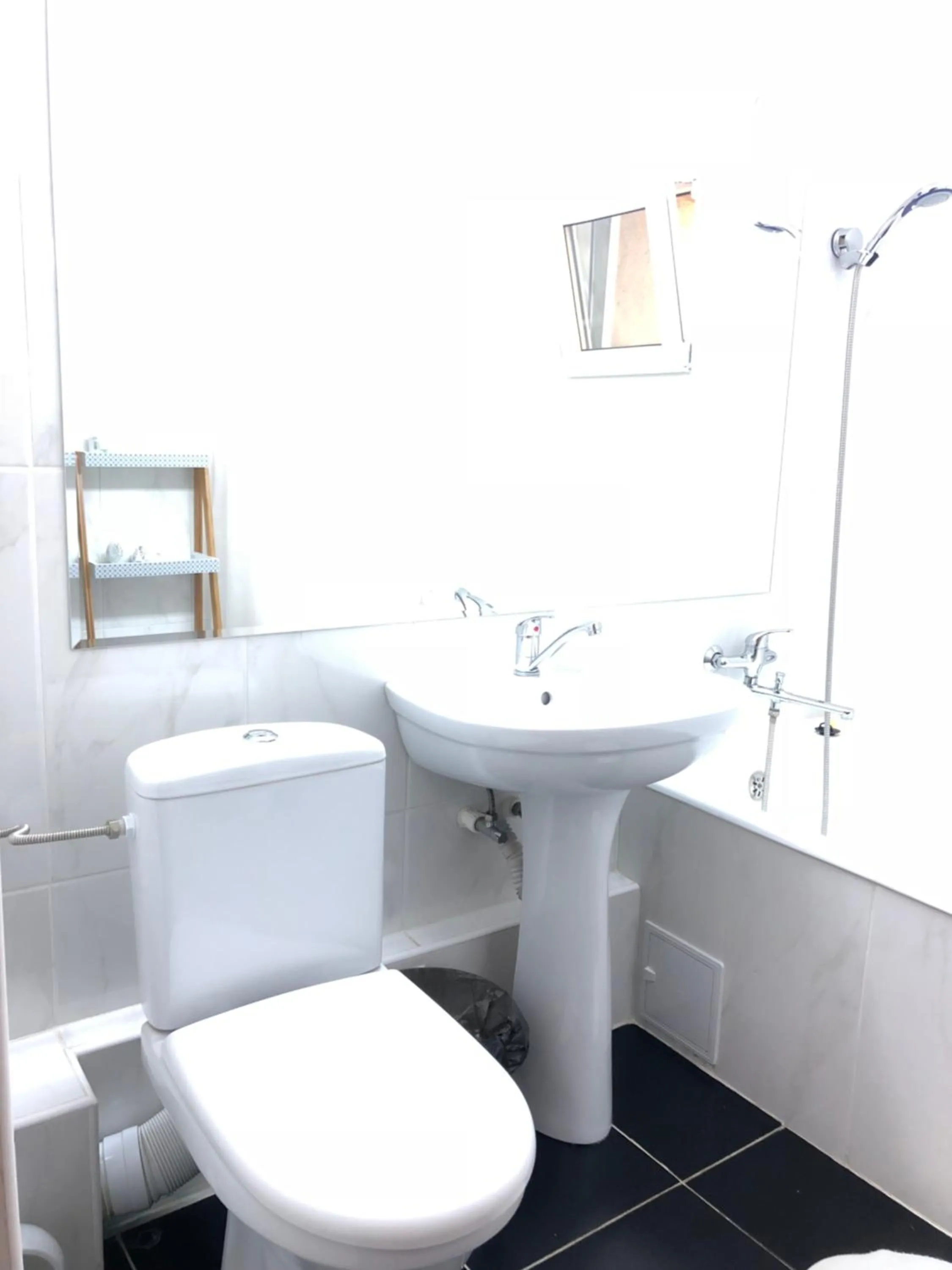 Shower in HATS by green apartments