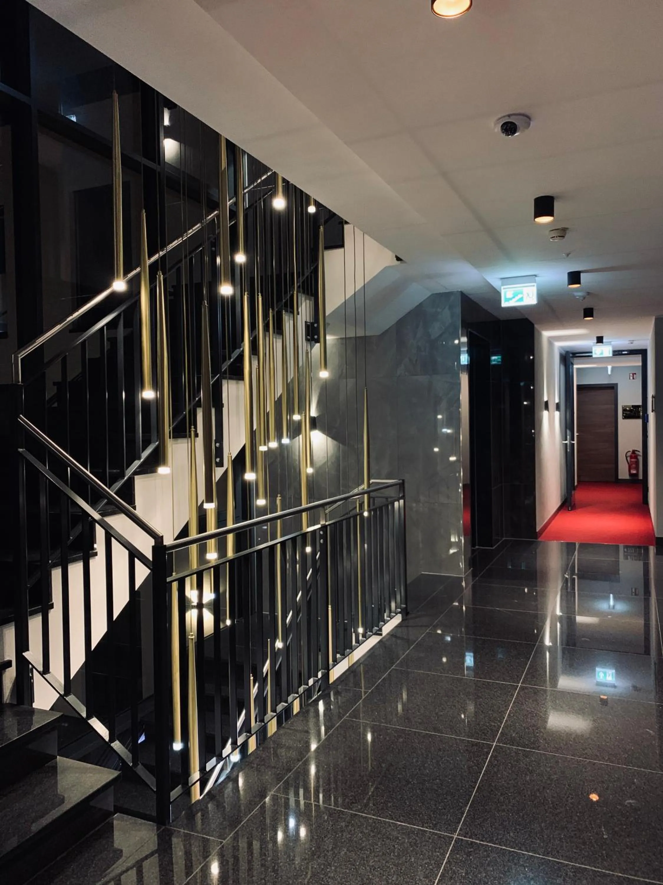 Lobby or reception in Intergroup Business & Design Hotel Ingolstadt