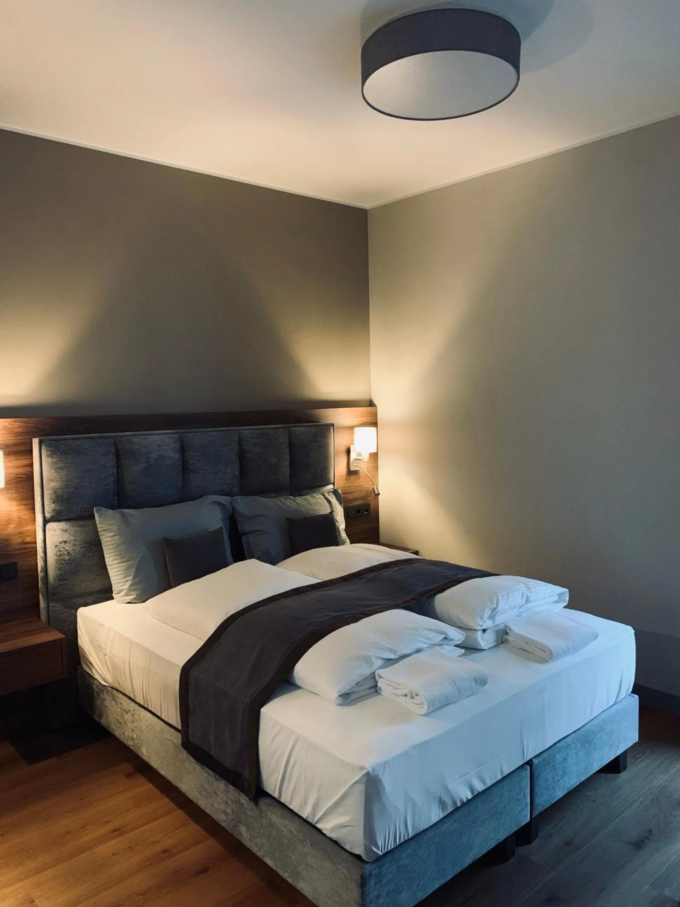 Photo of the whole room, Bed in Intergroup Business & Design Hotel Ingolstadt