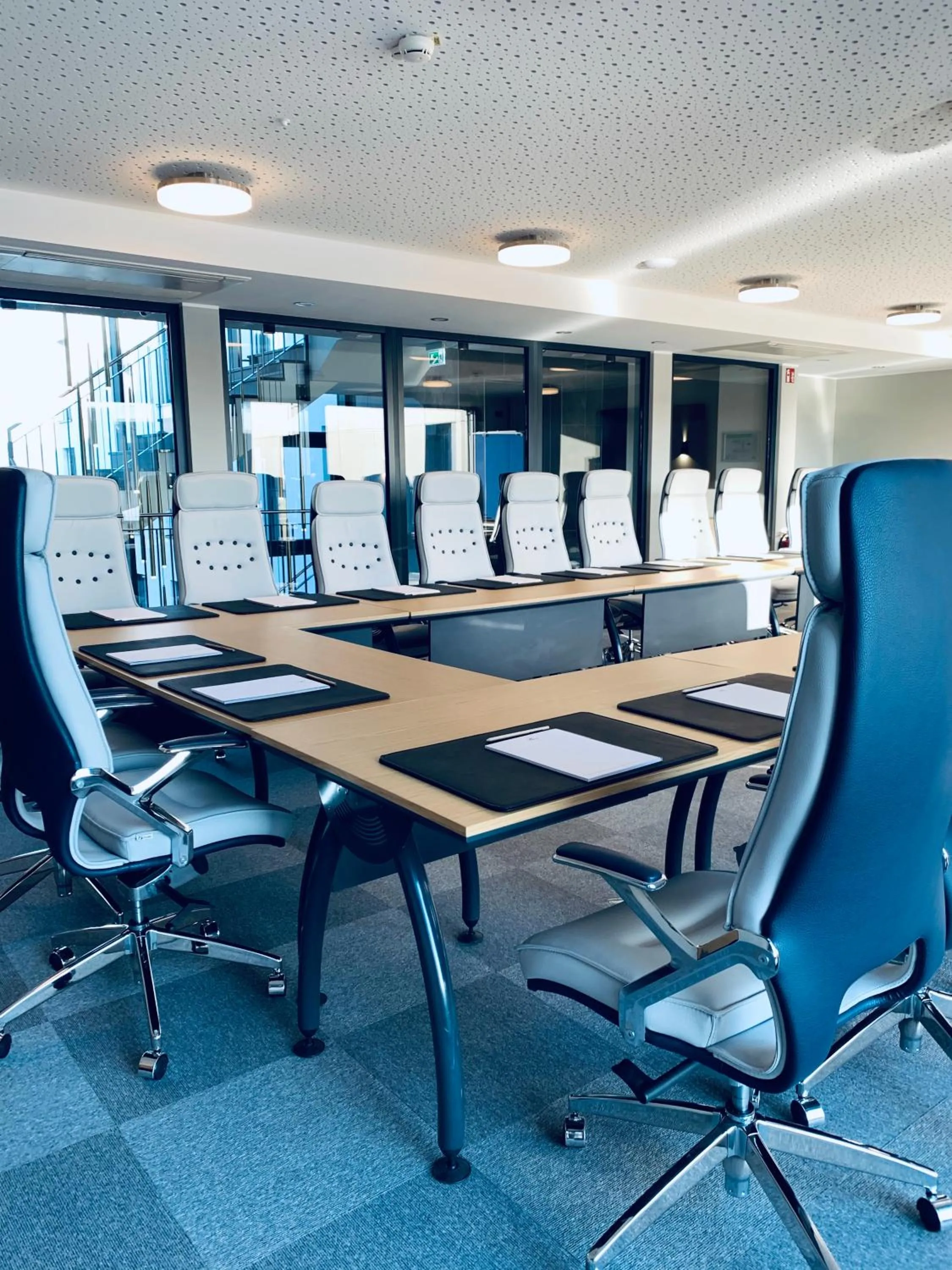 Meeting/conference room in Intergroup Business & Design Hotel Ingolstadt