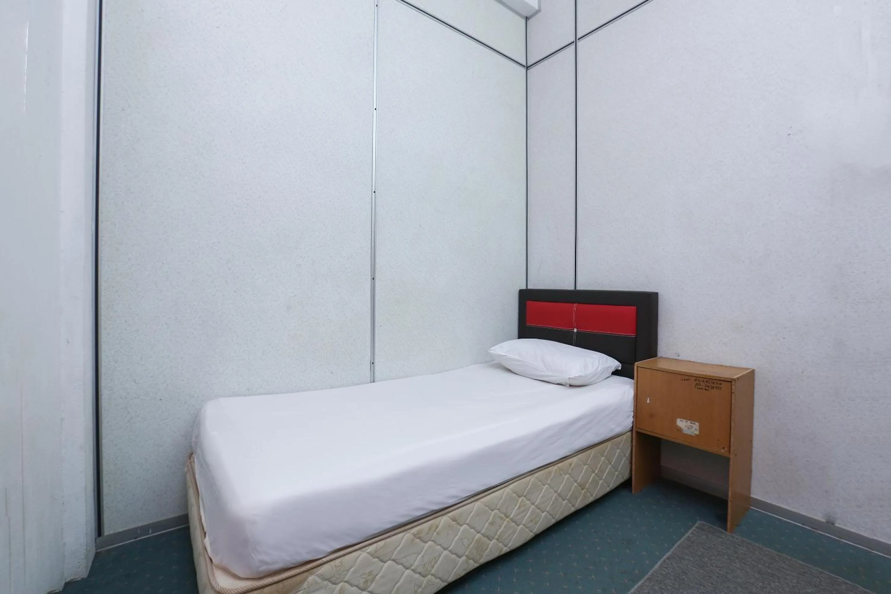 Bedroom in Hotel O D&d Budget Inn