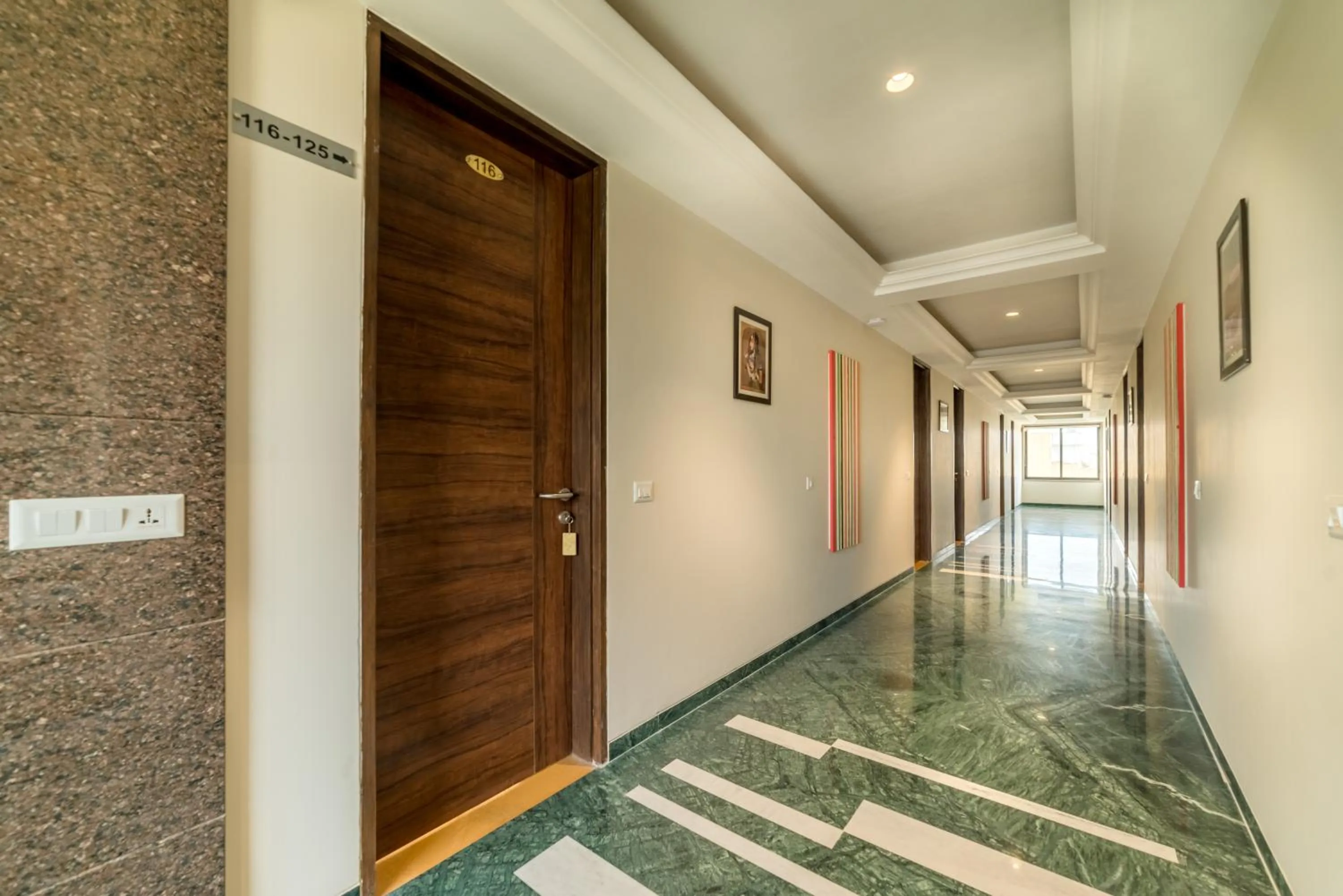 Facade/entrance in Hotel Antra Inn