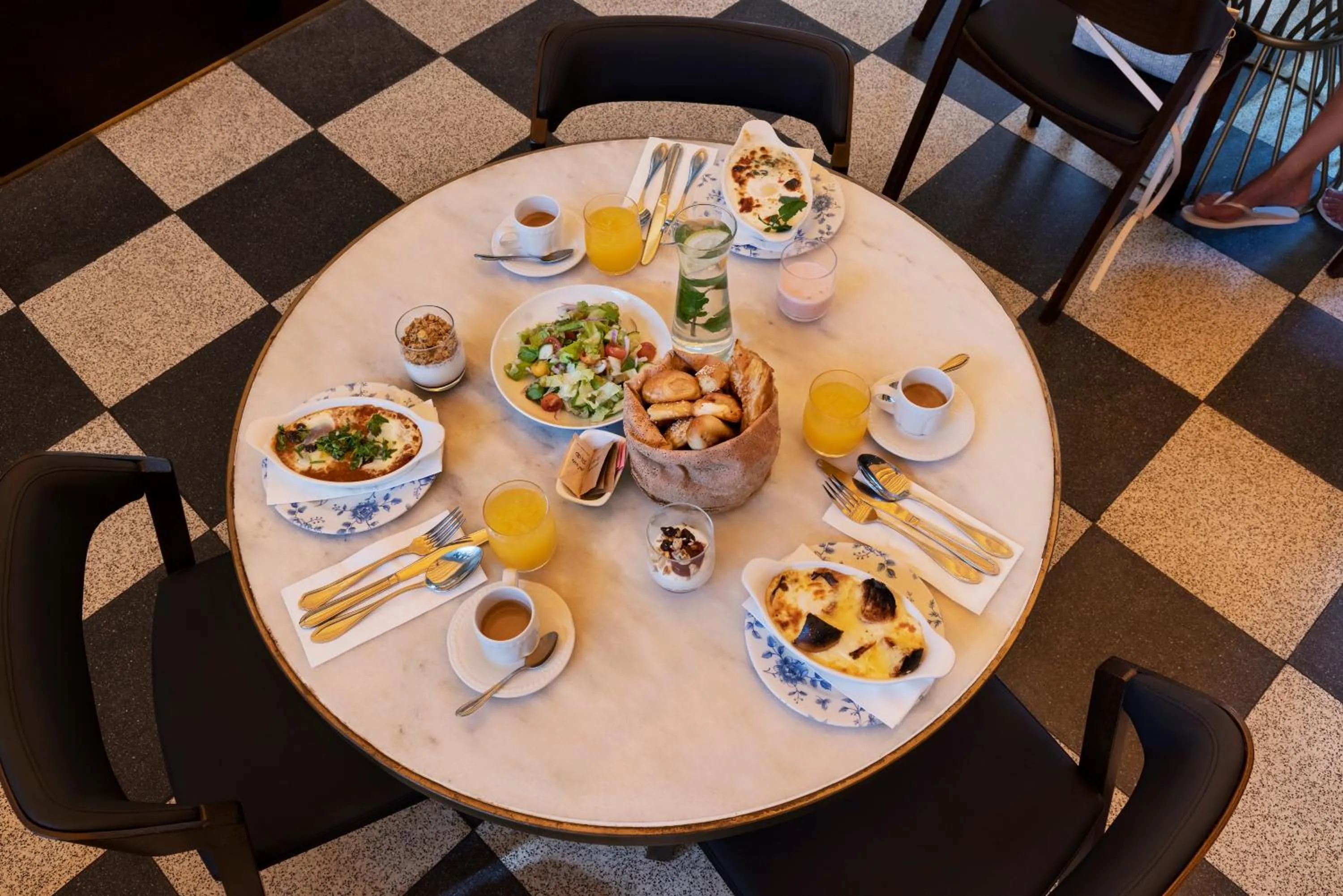 Breakfast in Dave Levinsky, a member of Brown Hotels