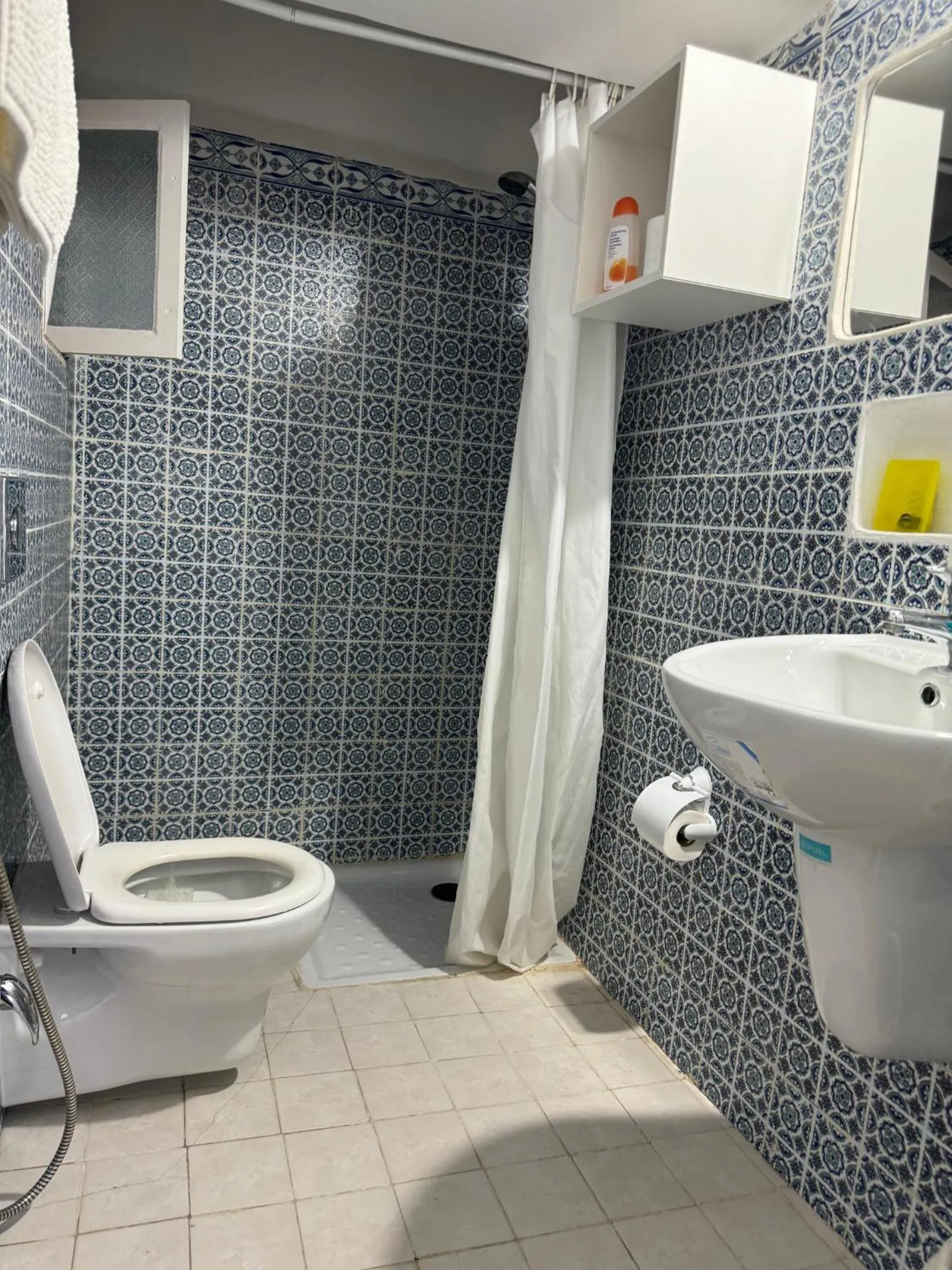 Bathroom in Dar Lola Djerba