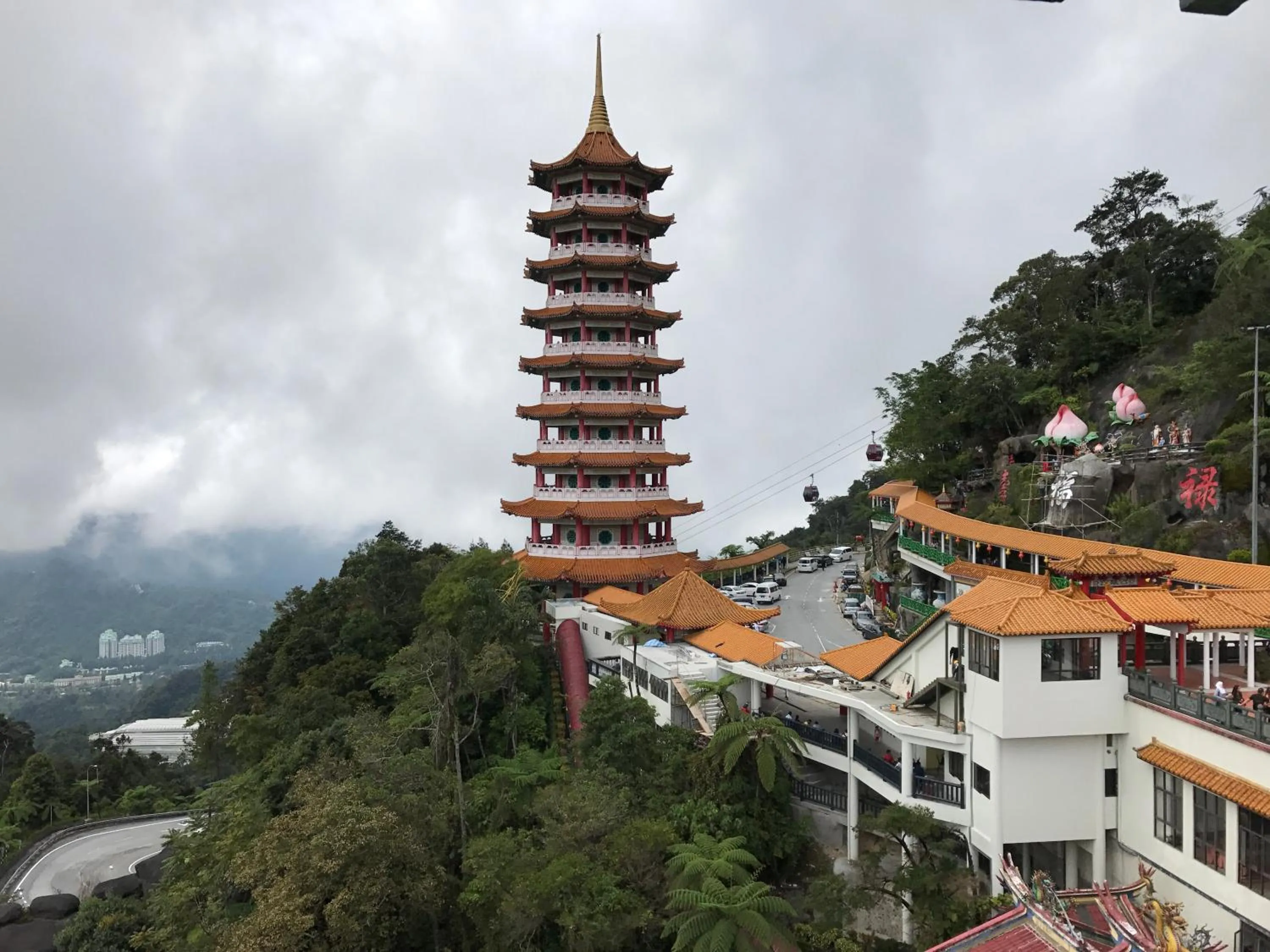 Friends & Families @ Genting Midhills(Free WiFi)