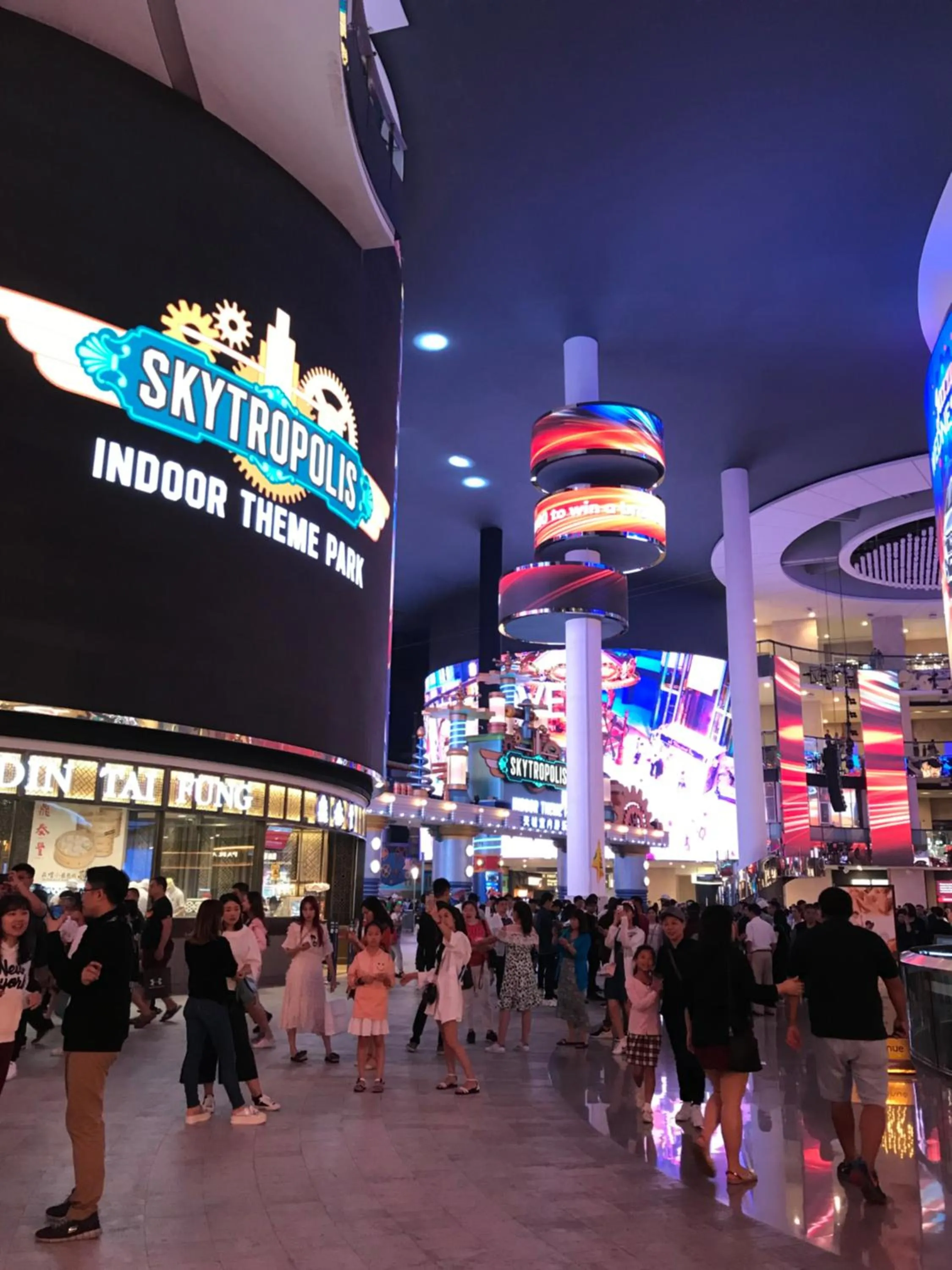 Friends & Families @ Genting Midhills(Free WiFi)