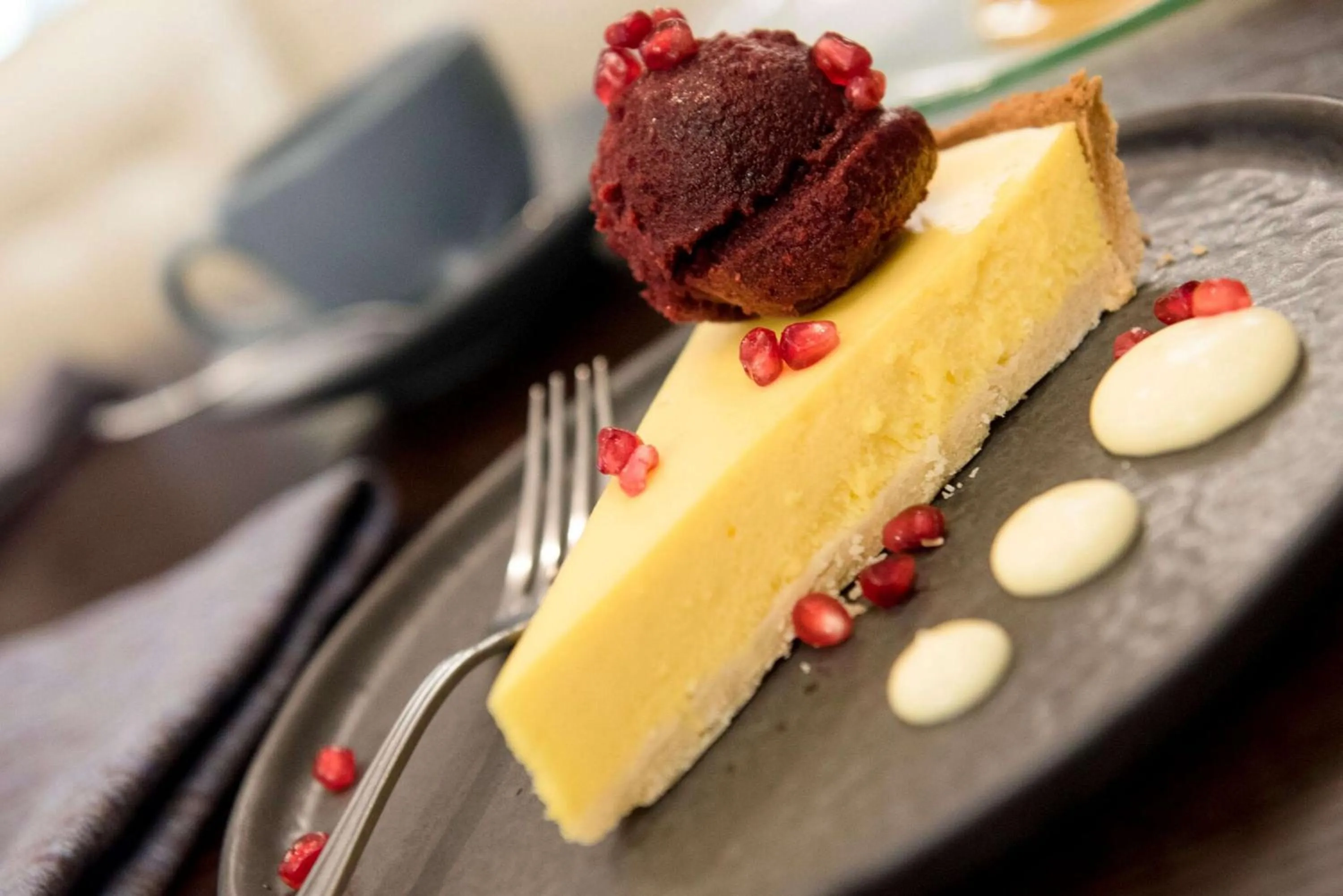 Dining area in The Desmond Hotel Malvern, a DoubleTree by Hilton