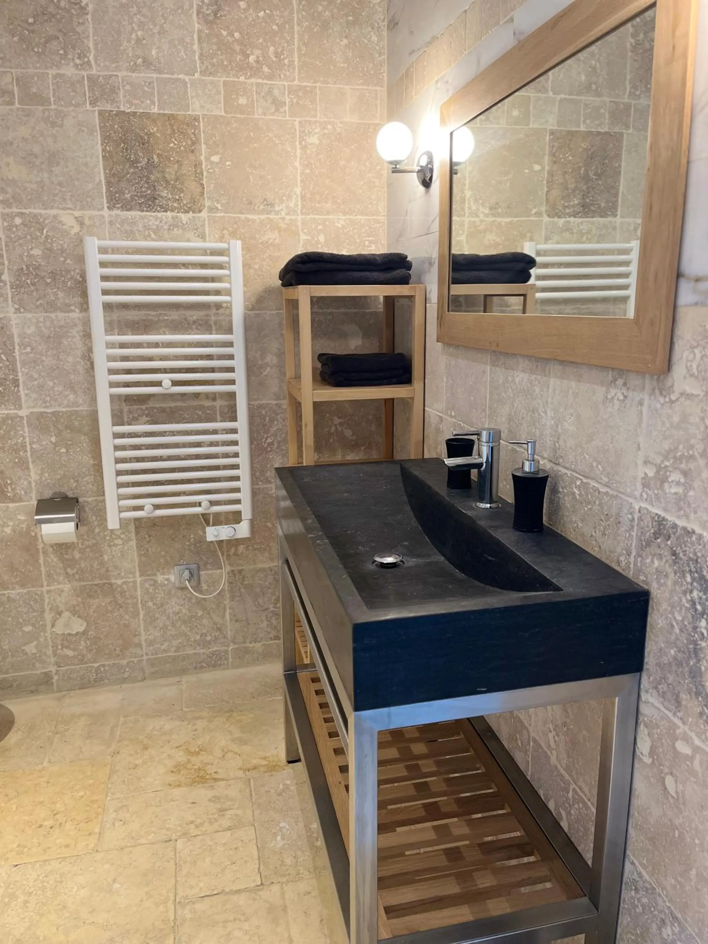 Grand Tamaris Hosting