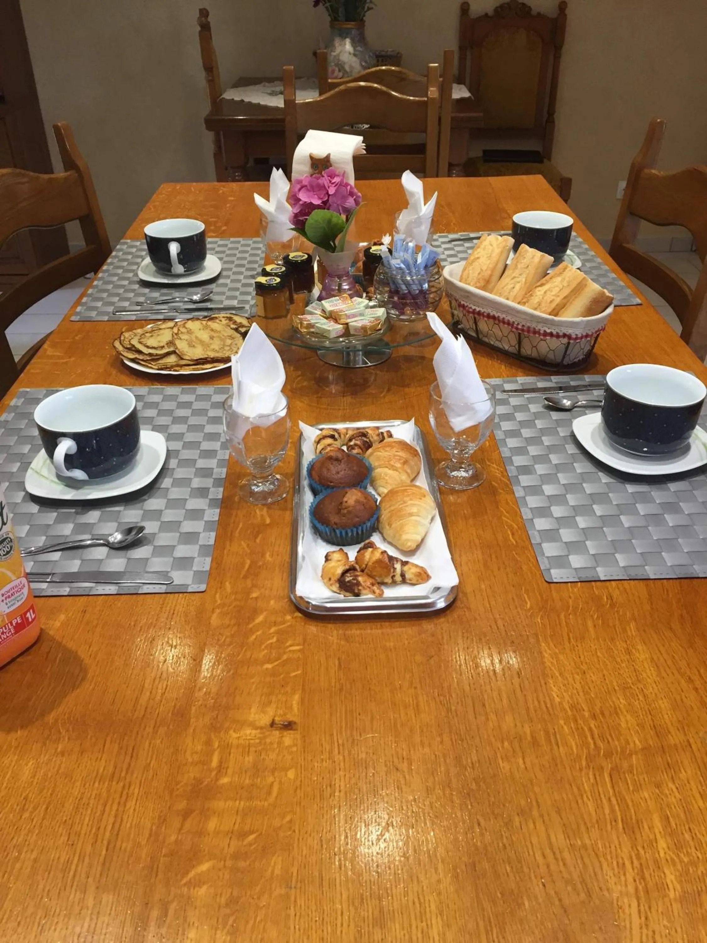 Breakfast in Chambres d'hôtes Chez Coco