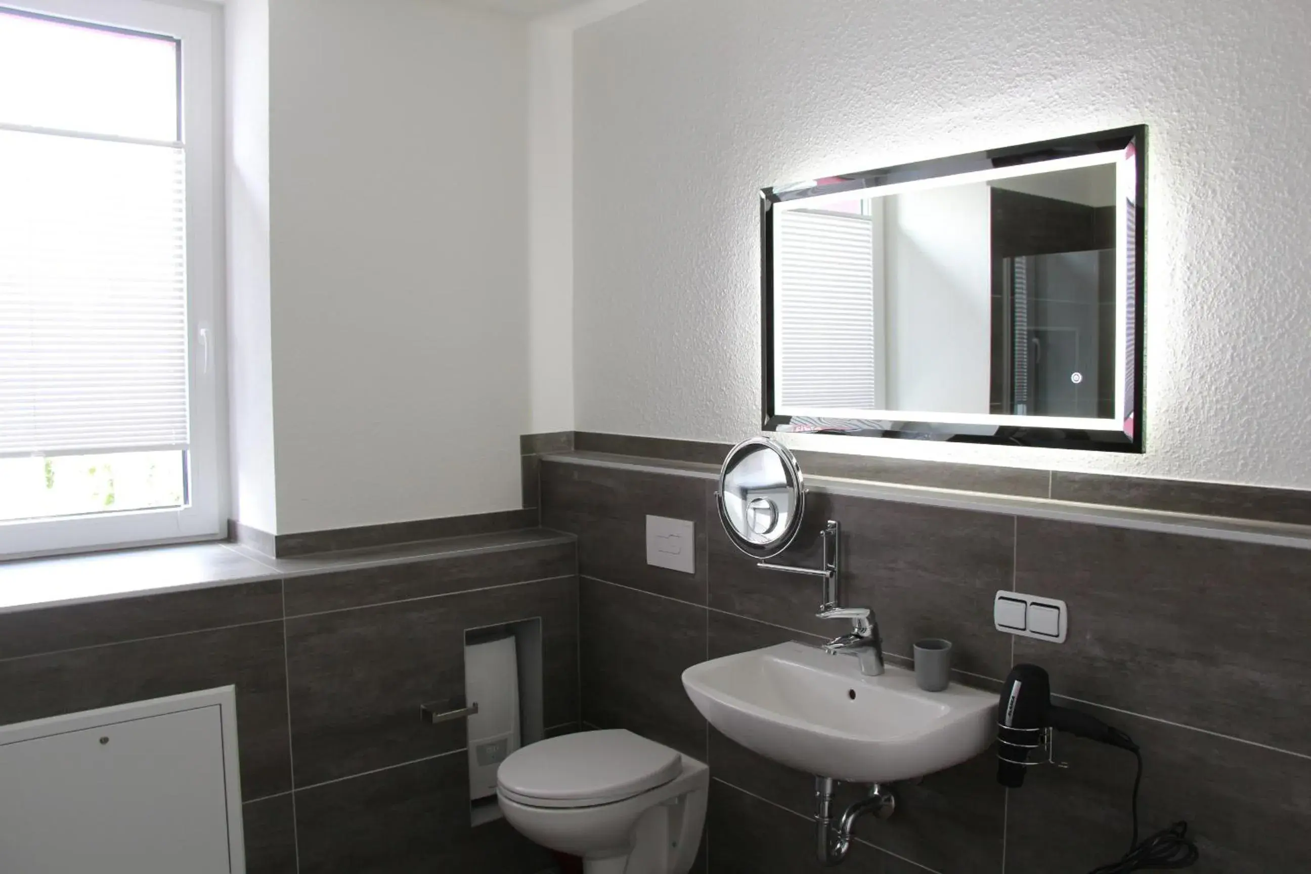 One-Bedroom Apartment in Aparts Oberhausen One-Bedroom Apartment in Aparts Oberhausen