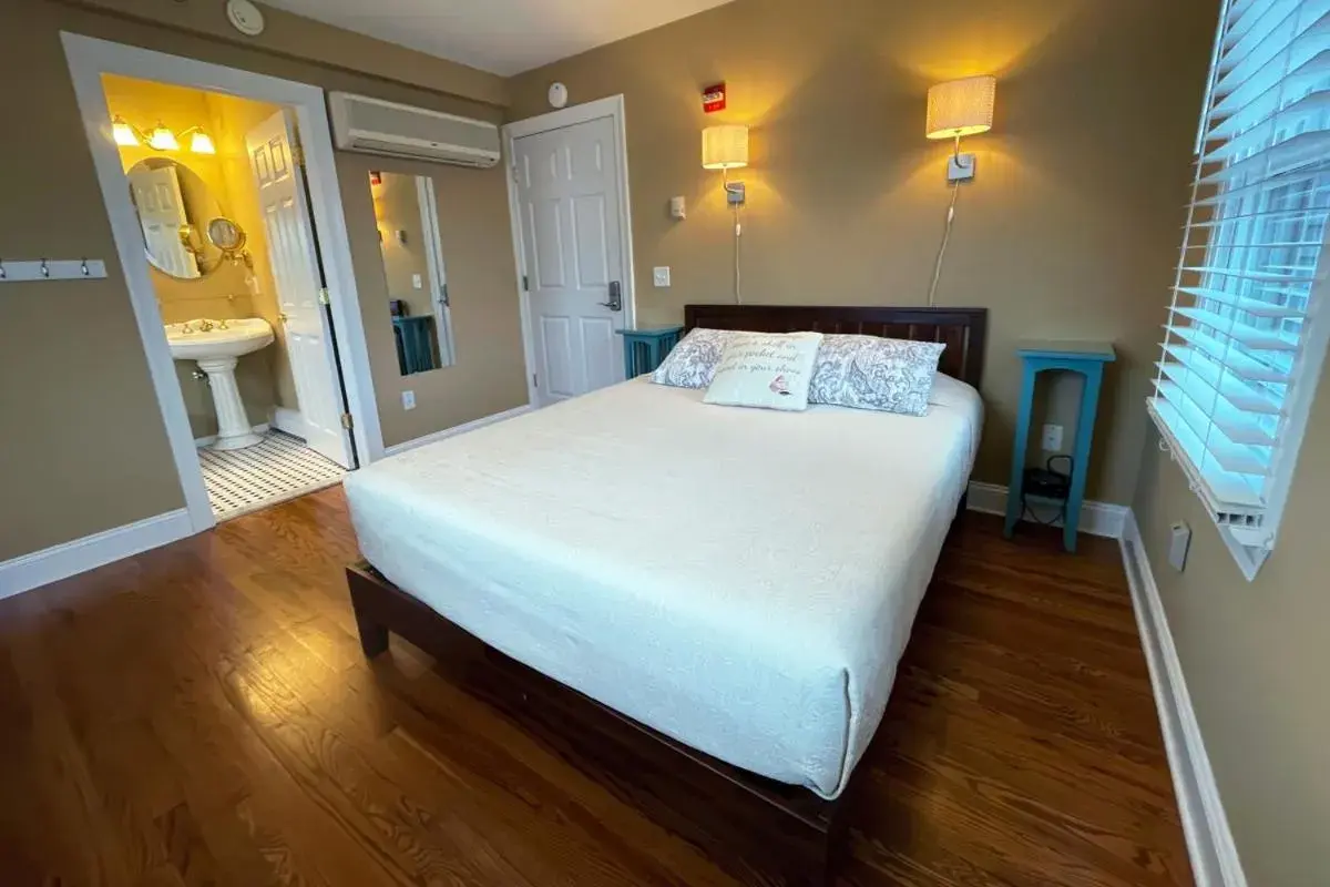 Queen Room with Spa Bath in Tandem Bike Inn Queen Room with Spa Bath in Tandem Bike Inn