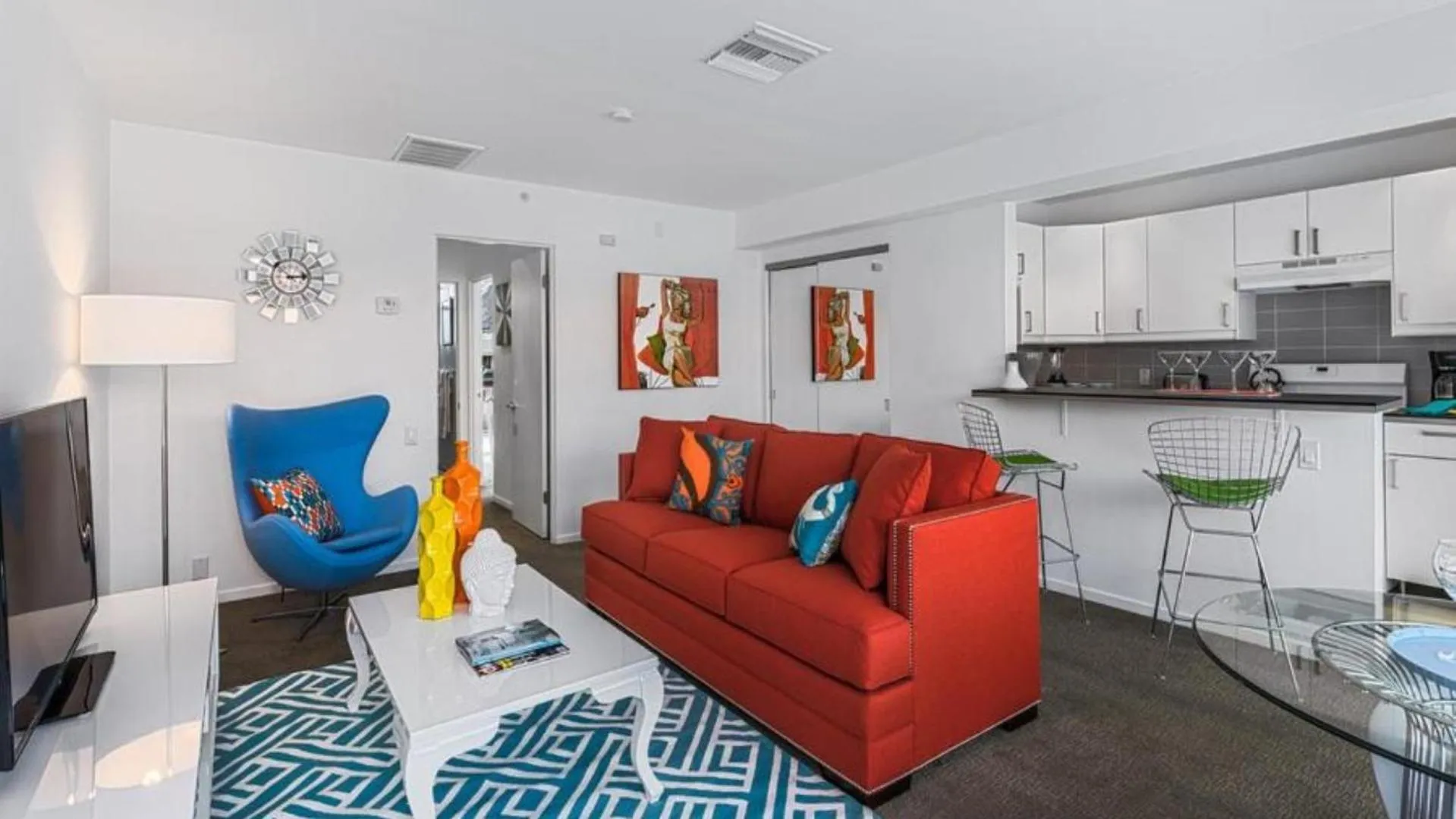 Living room in The Twist Palm Springs