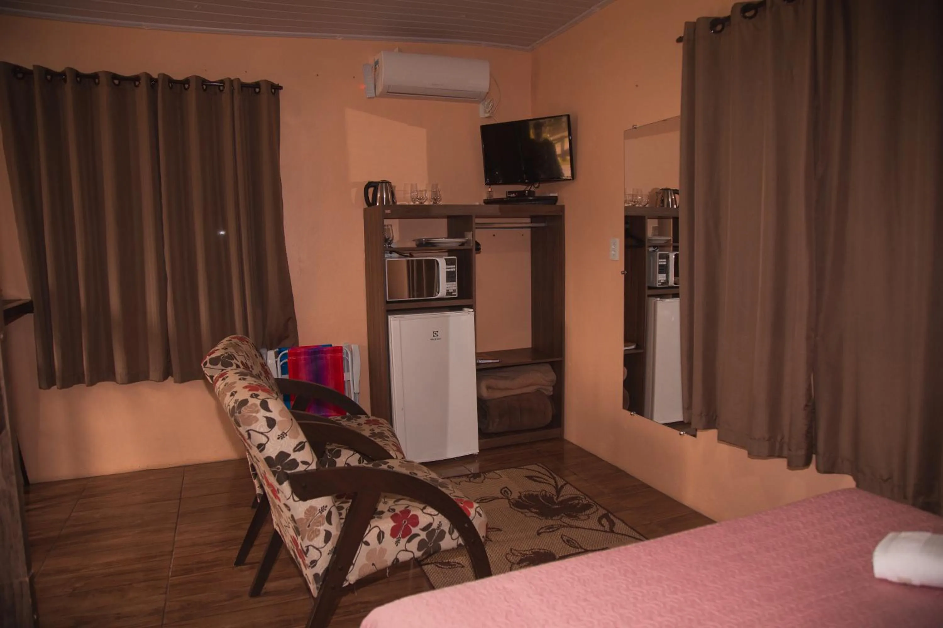 Seating area, Bed in Pousada Recanto dos Canyons