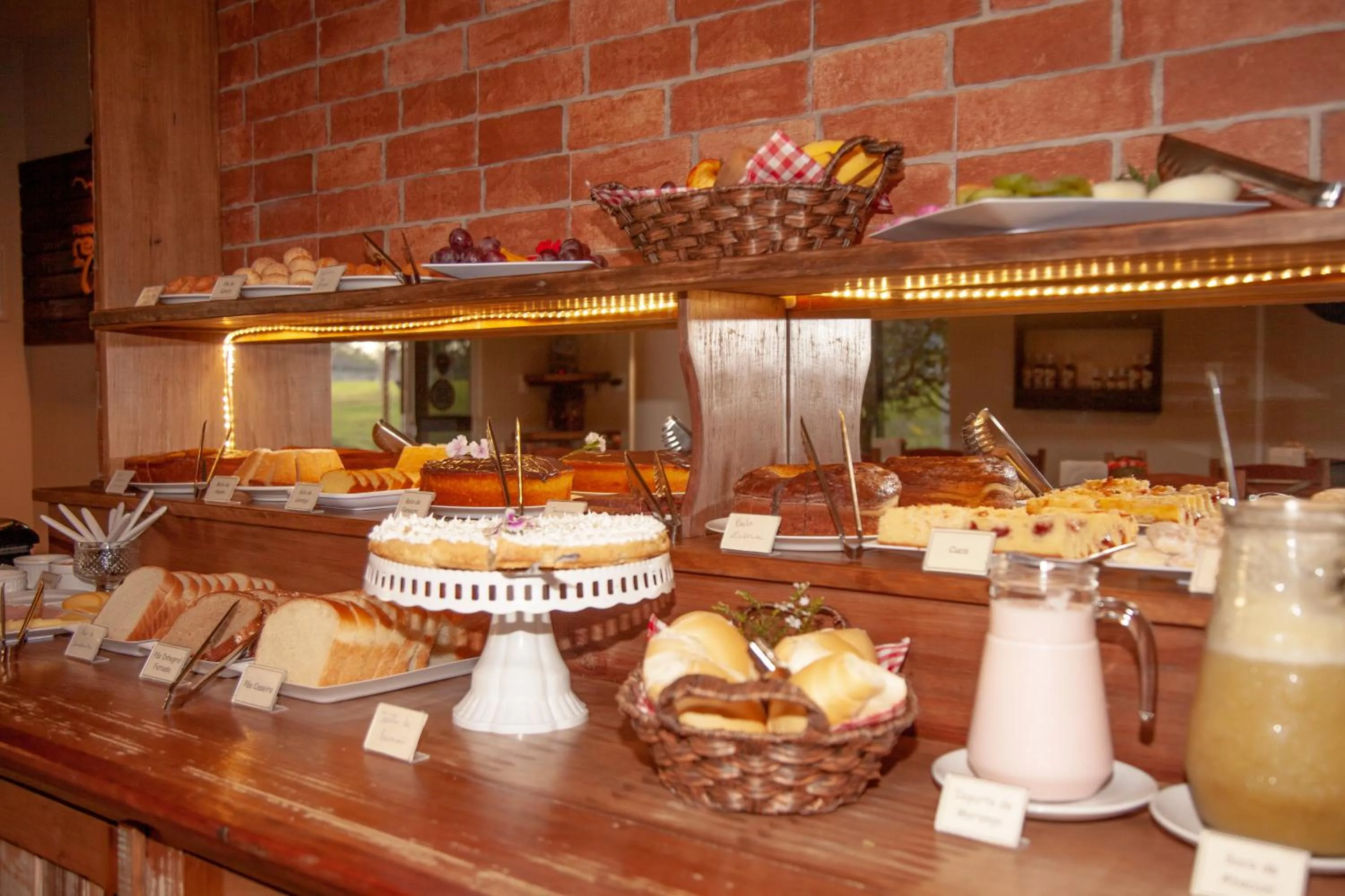 Breakfast in Pousada Recanto dos Canyons