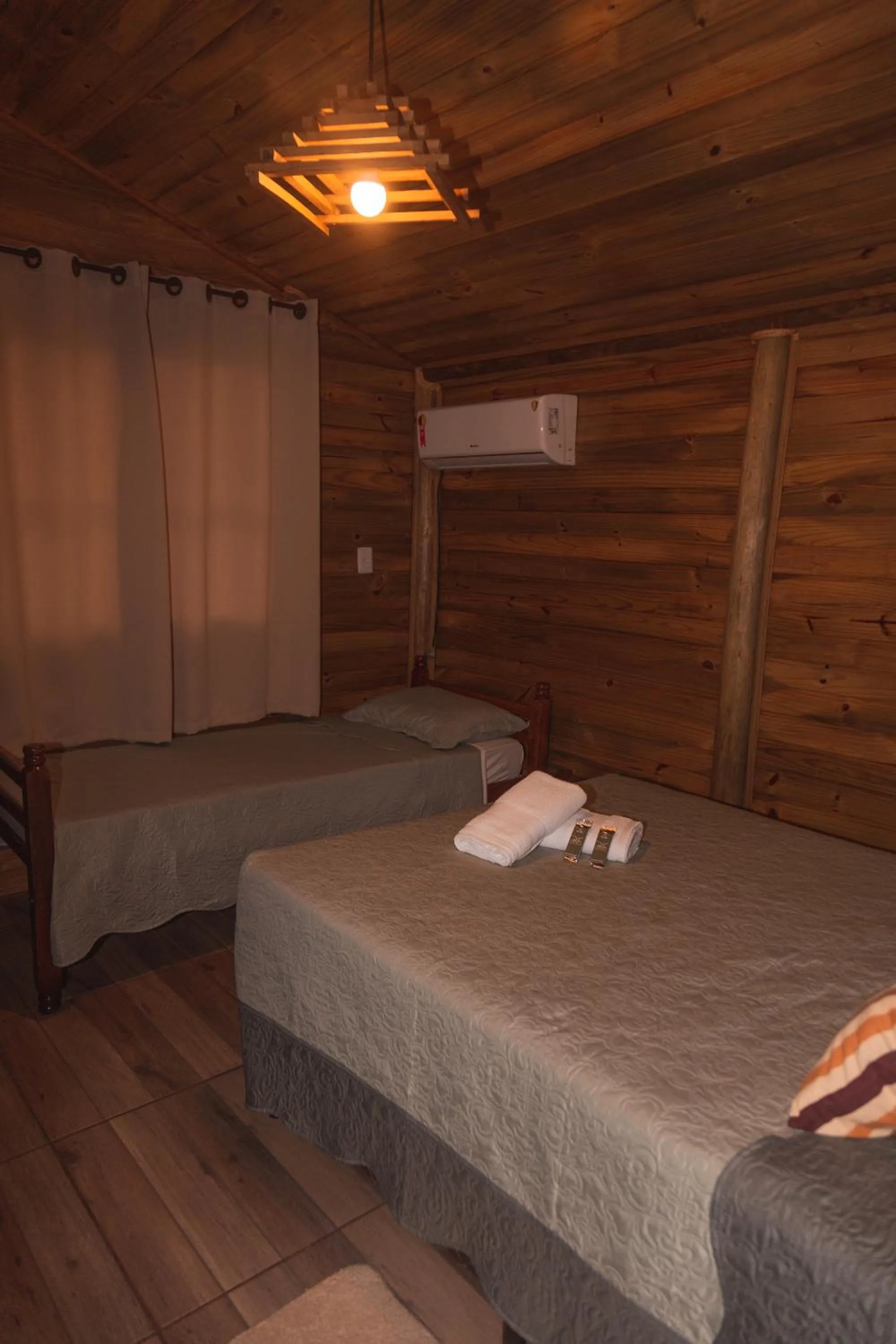 Photo of the whole room, Bed in Pousada Recanto dos Canyons