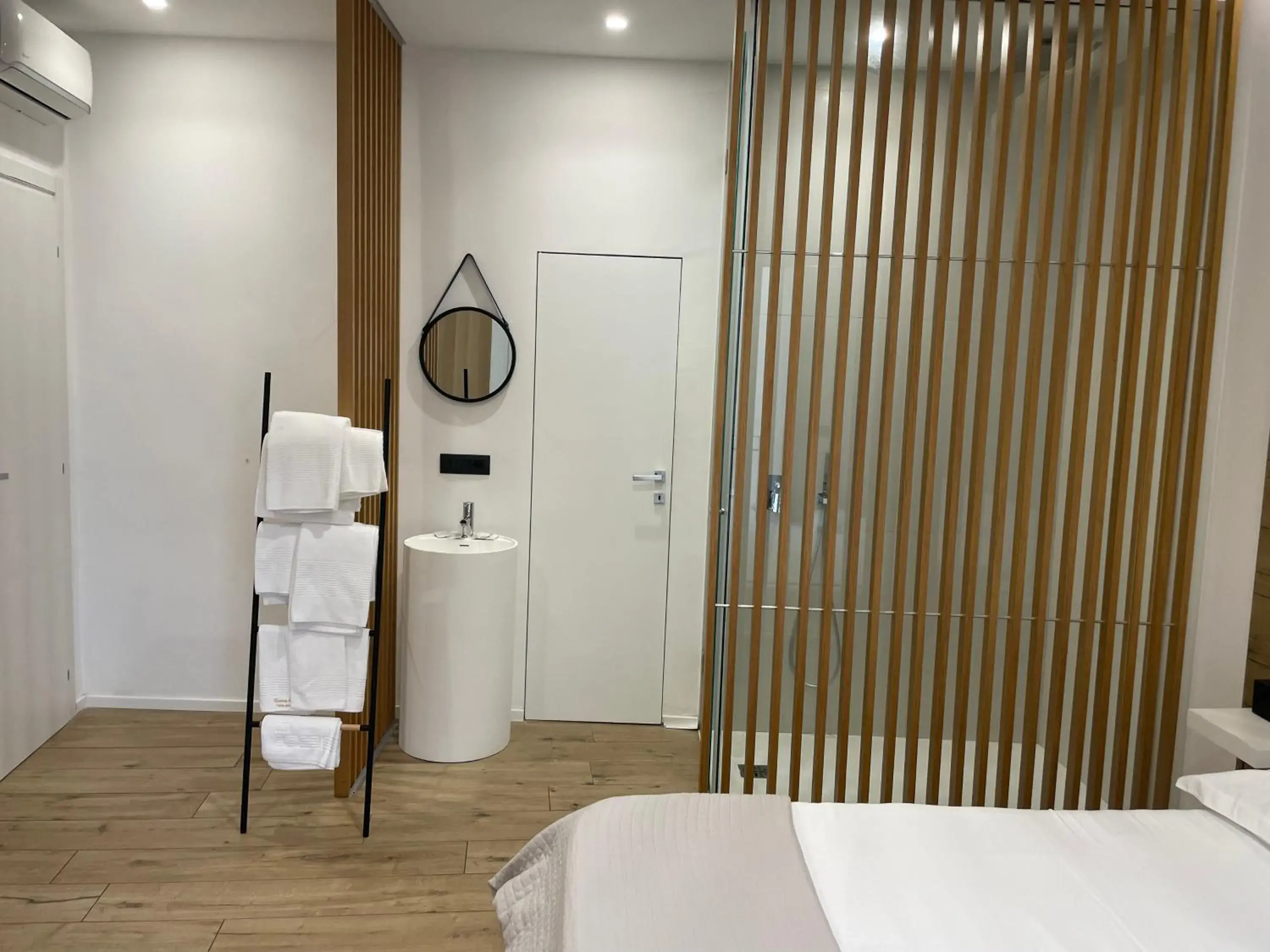 Deluxe Double Room with Balcony and Sea View - single occupancy in Le Dimore Degli Archi Catania Deluxe Double Room with Balcony and Sea View - single occupancy in Le Dimore Degli Archi Catania