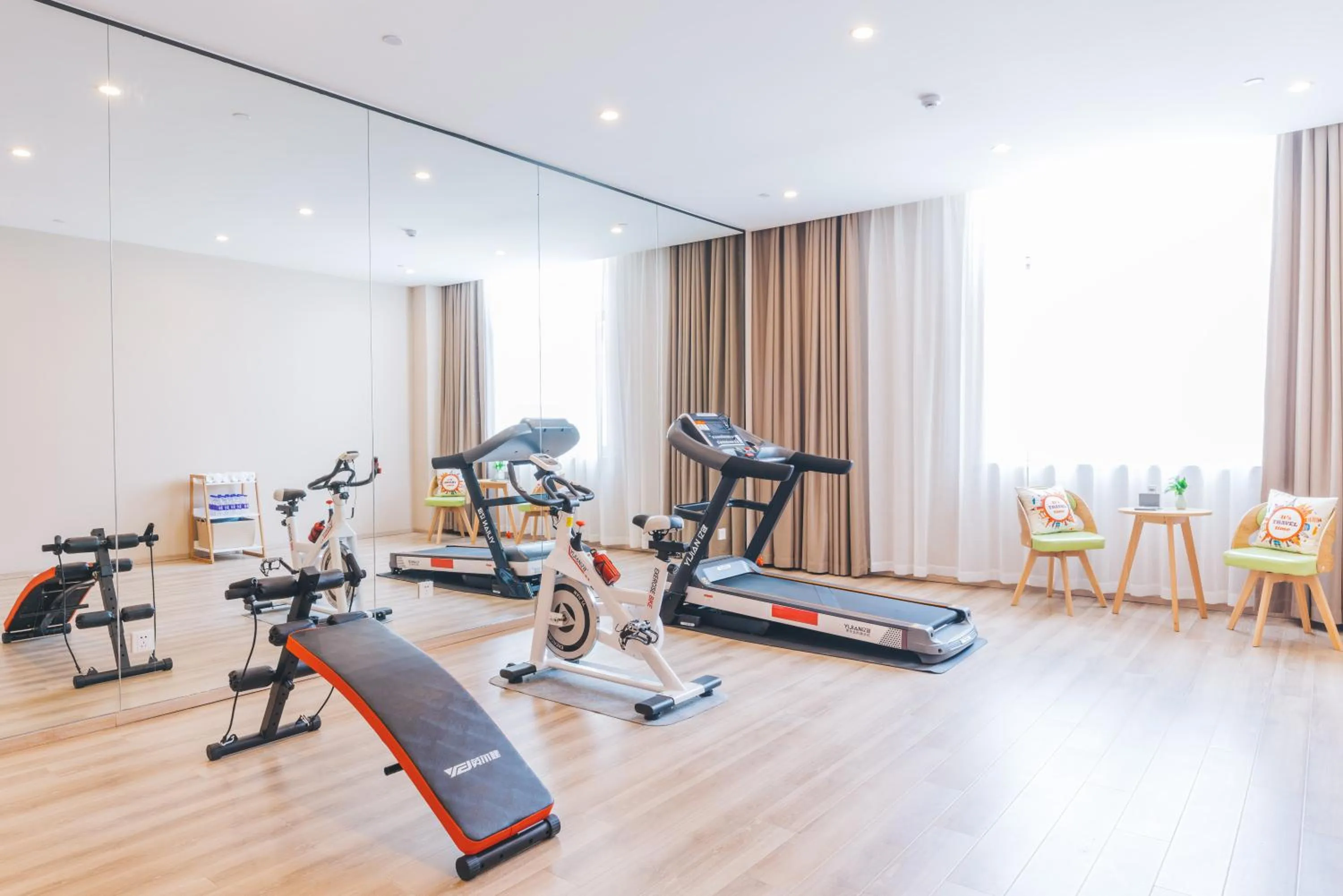 Fitness centre/facilities in Atour Hotel (Hangzhou West Lake Cultural Square)