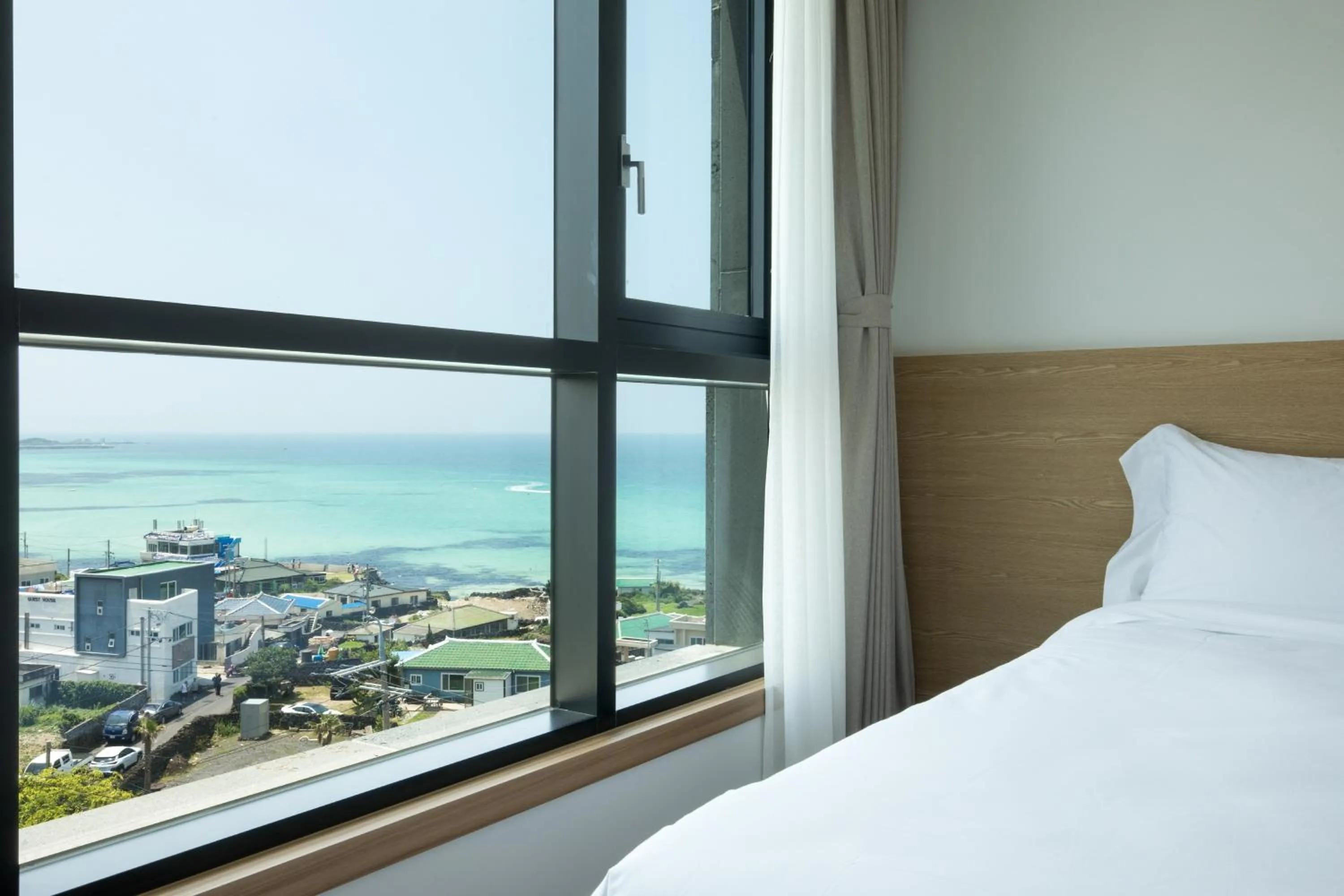 Bedroom, Bed in Lemain Hotel