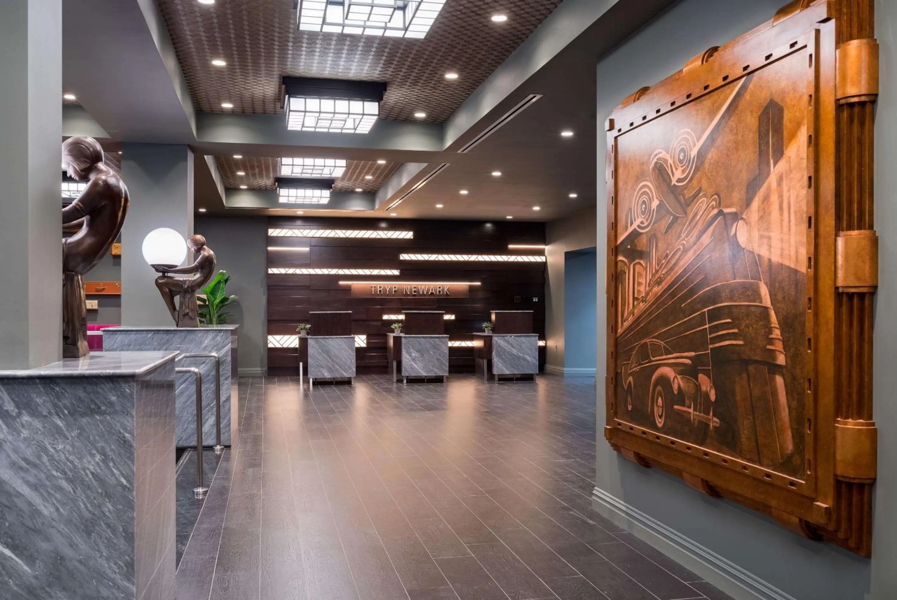Lobby or reception in TRYP by Wyndham Newark Downtown