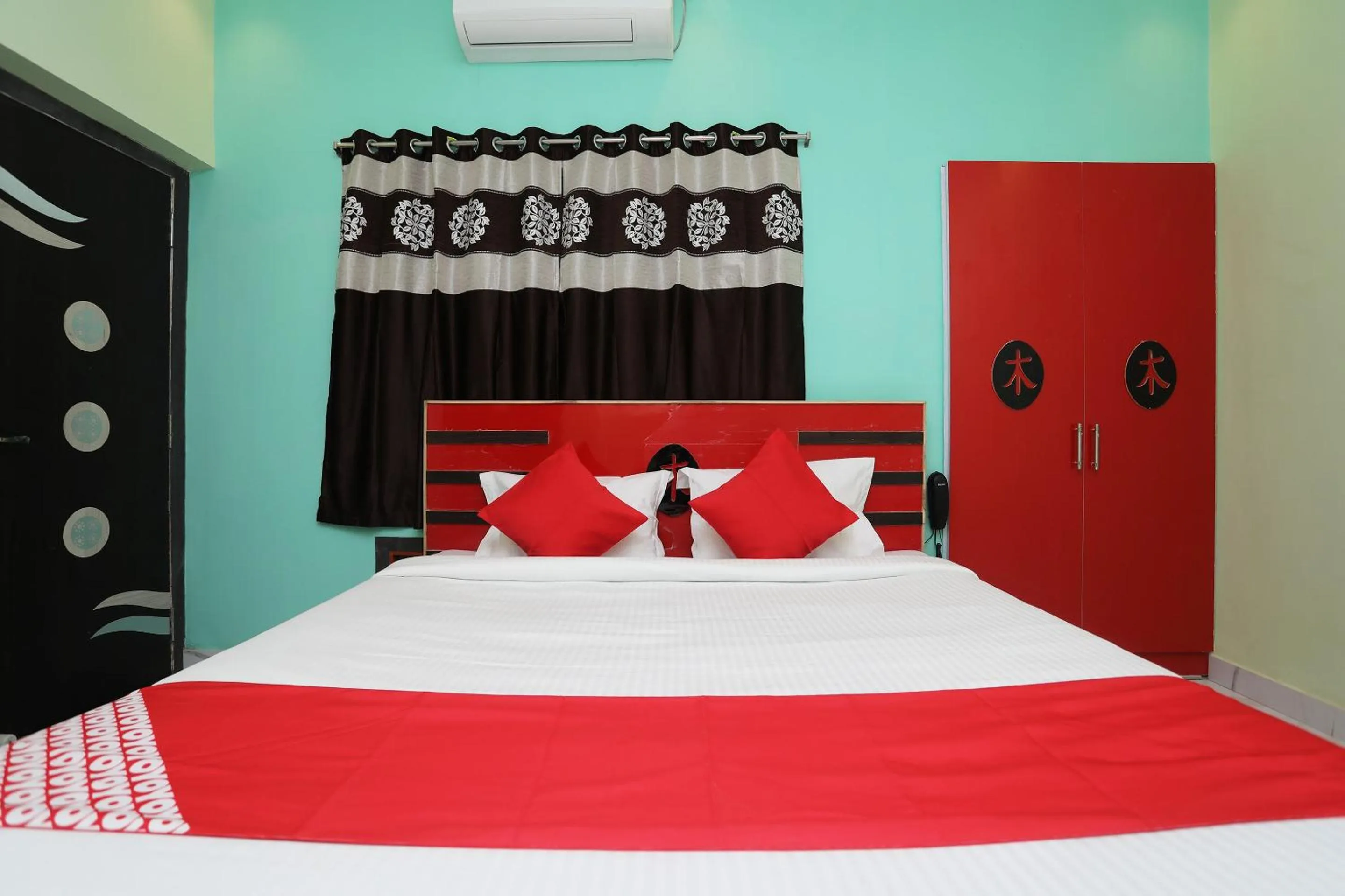 Bedroom, Bed in Super Hotel O HR Inn