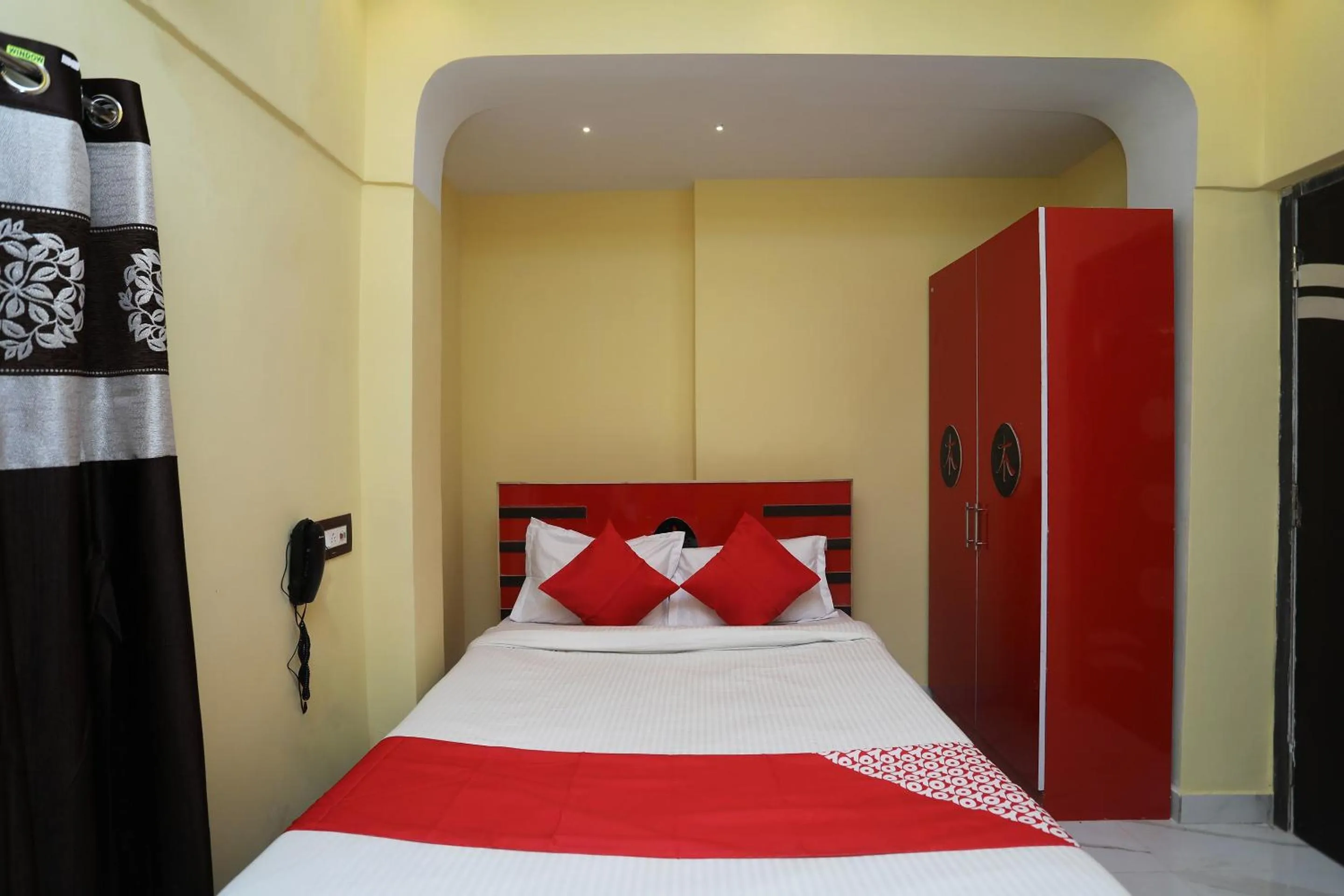 Bedroom, Bed in Super Hotel O HR Inn