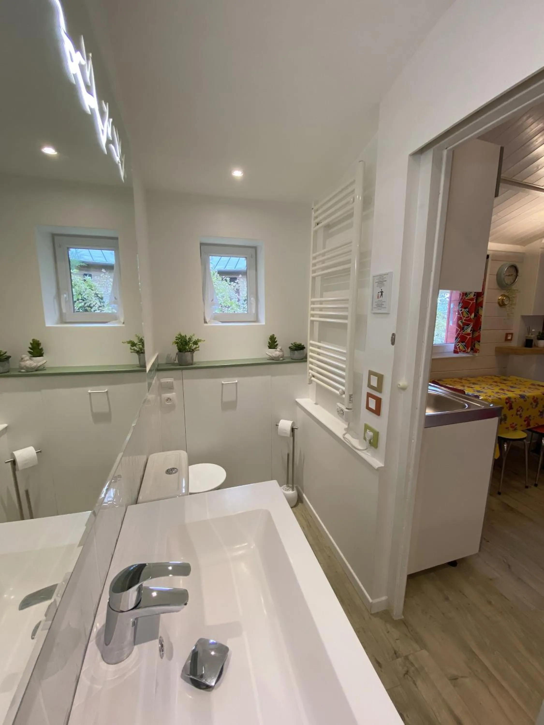 Toilet in Le Cabanon de Chessy