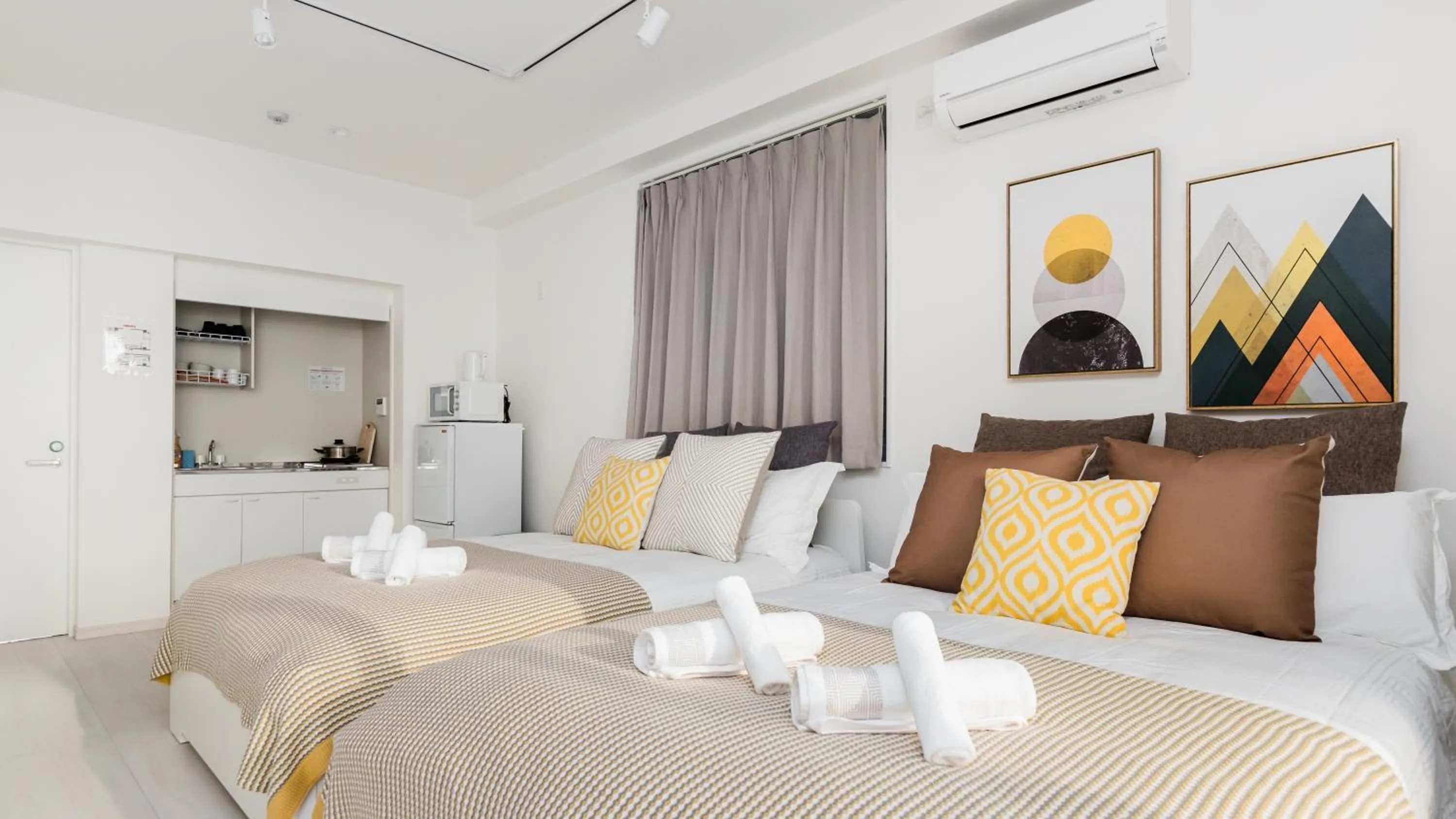 Bed in Hotel Apartment Ueno Inaricho Sta