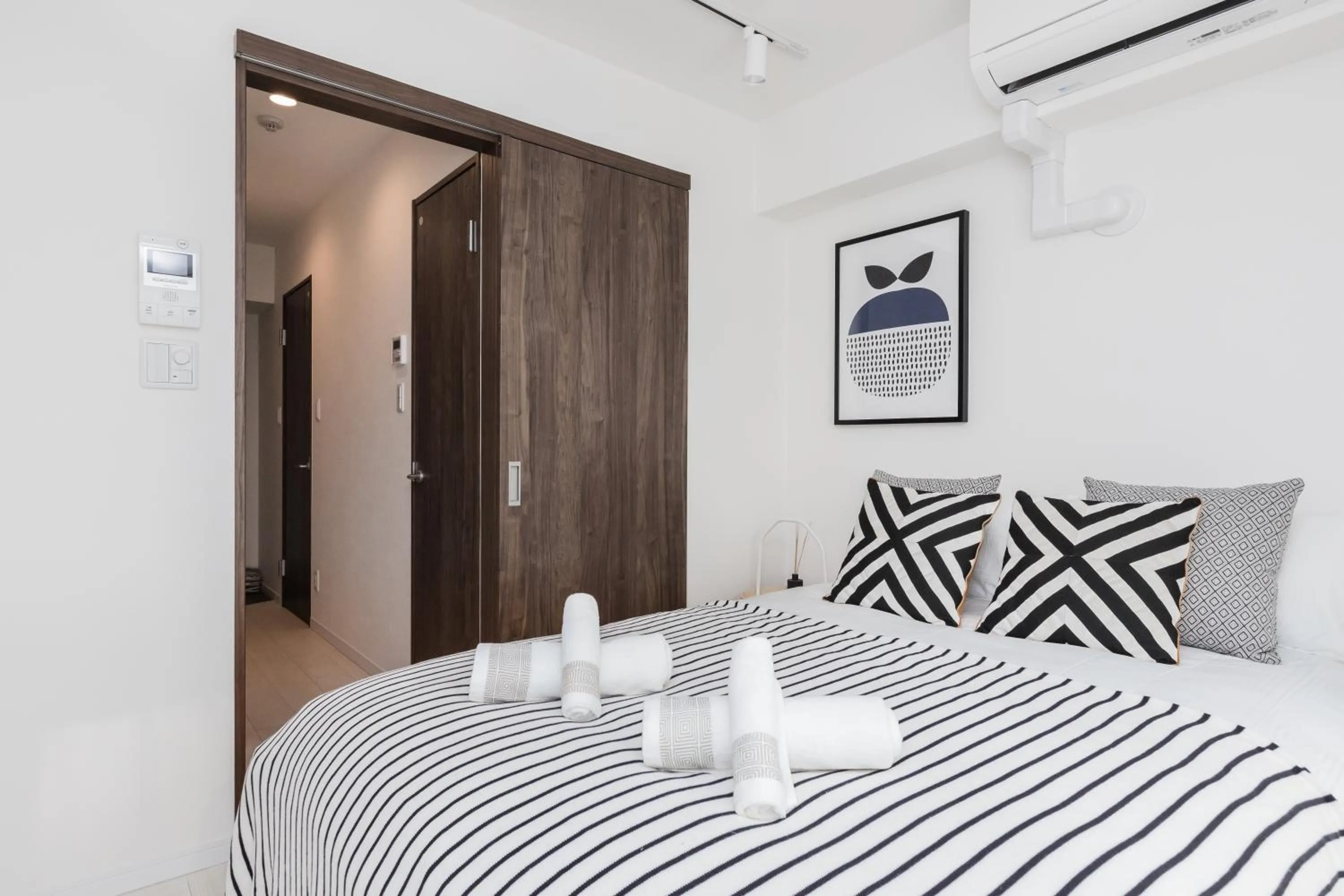 Bed in Hotel Apartment Ueno Inaricho Sta