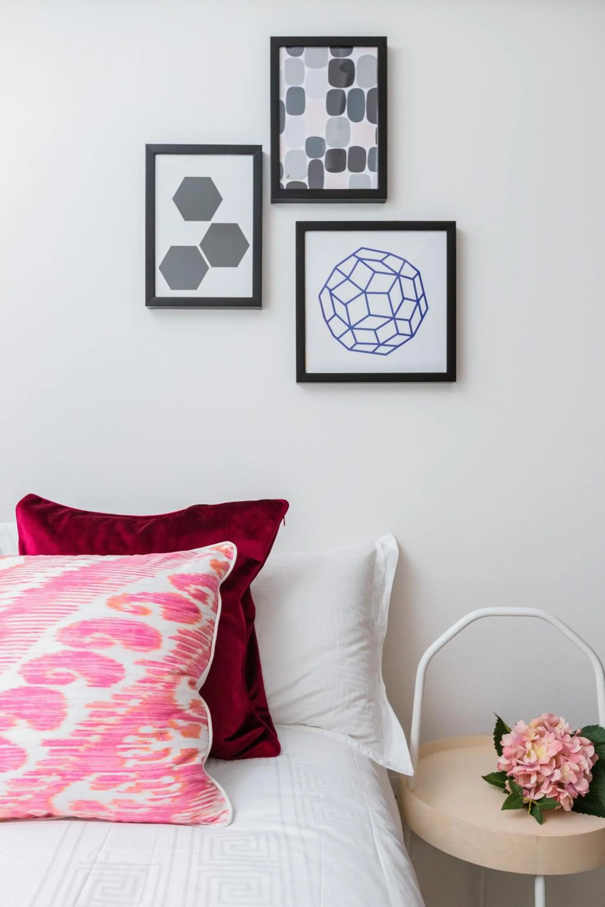 Bed in Hotel Apartment Ueno Inaricho Sta