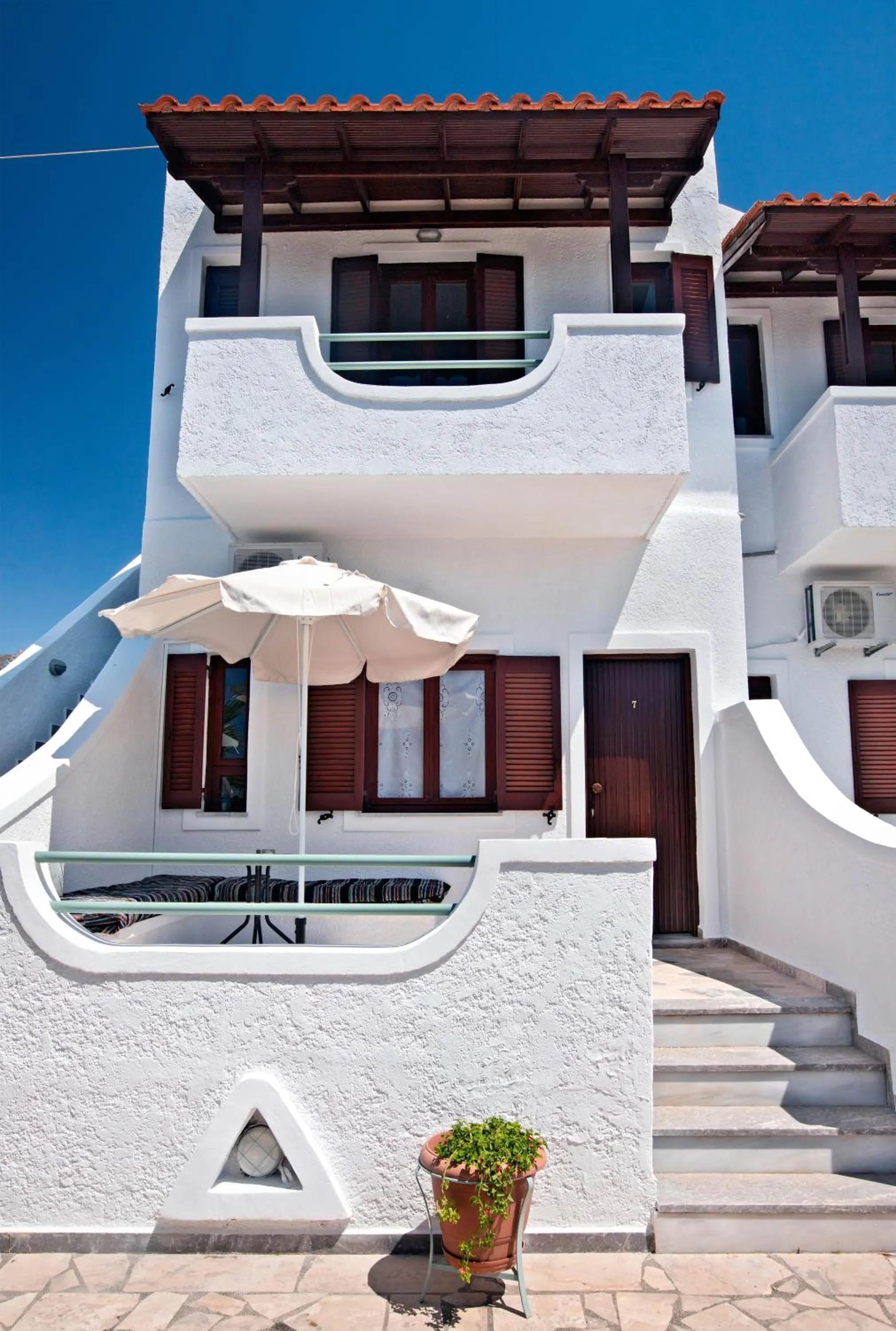 Property building in New Aurora Apts Studios