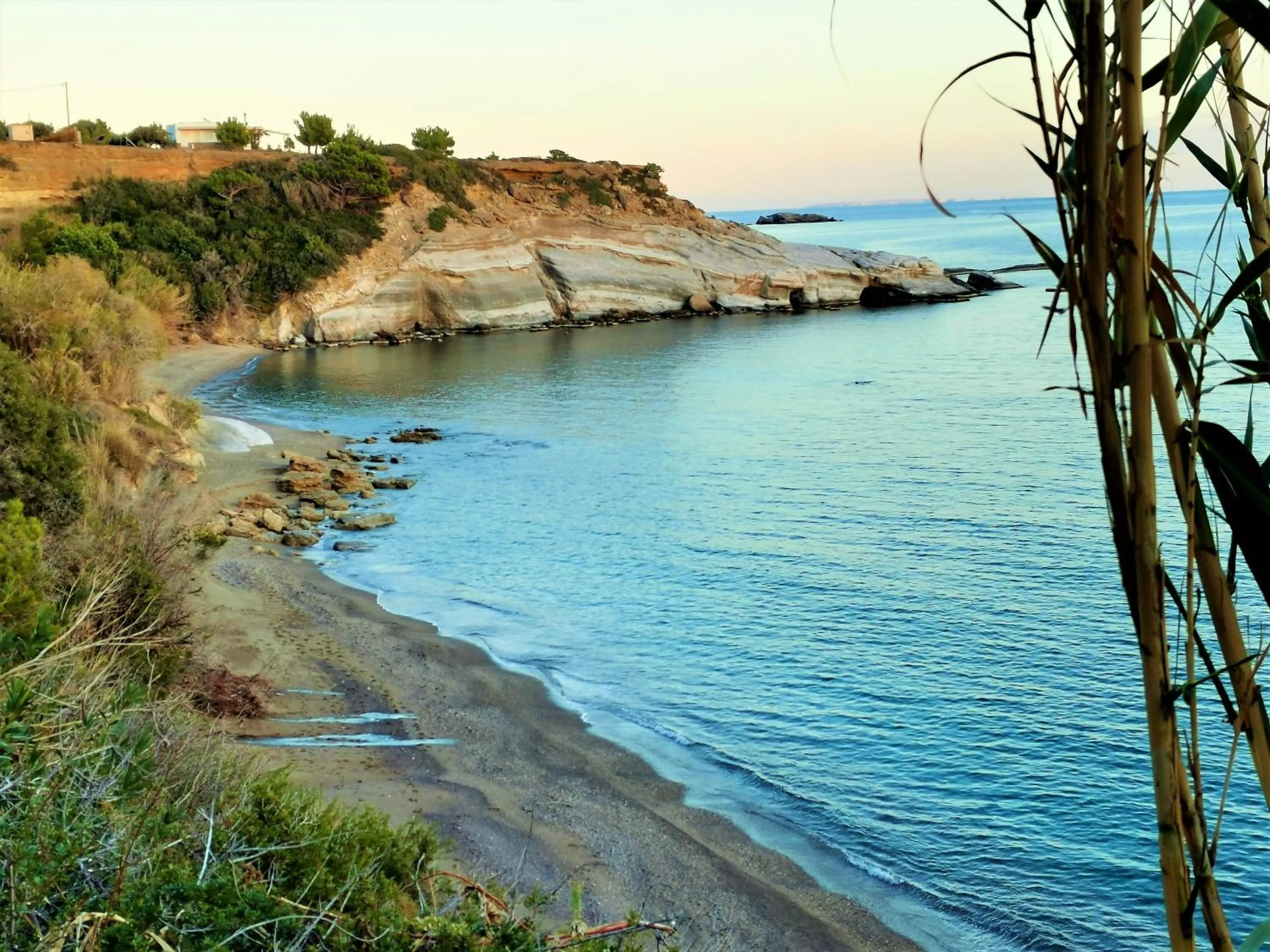 Beach in New Aurora Apts Studios