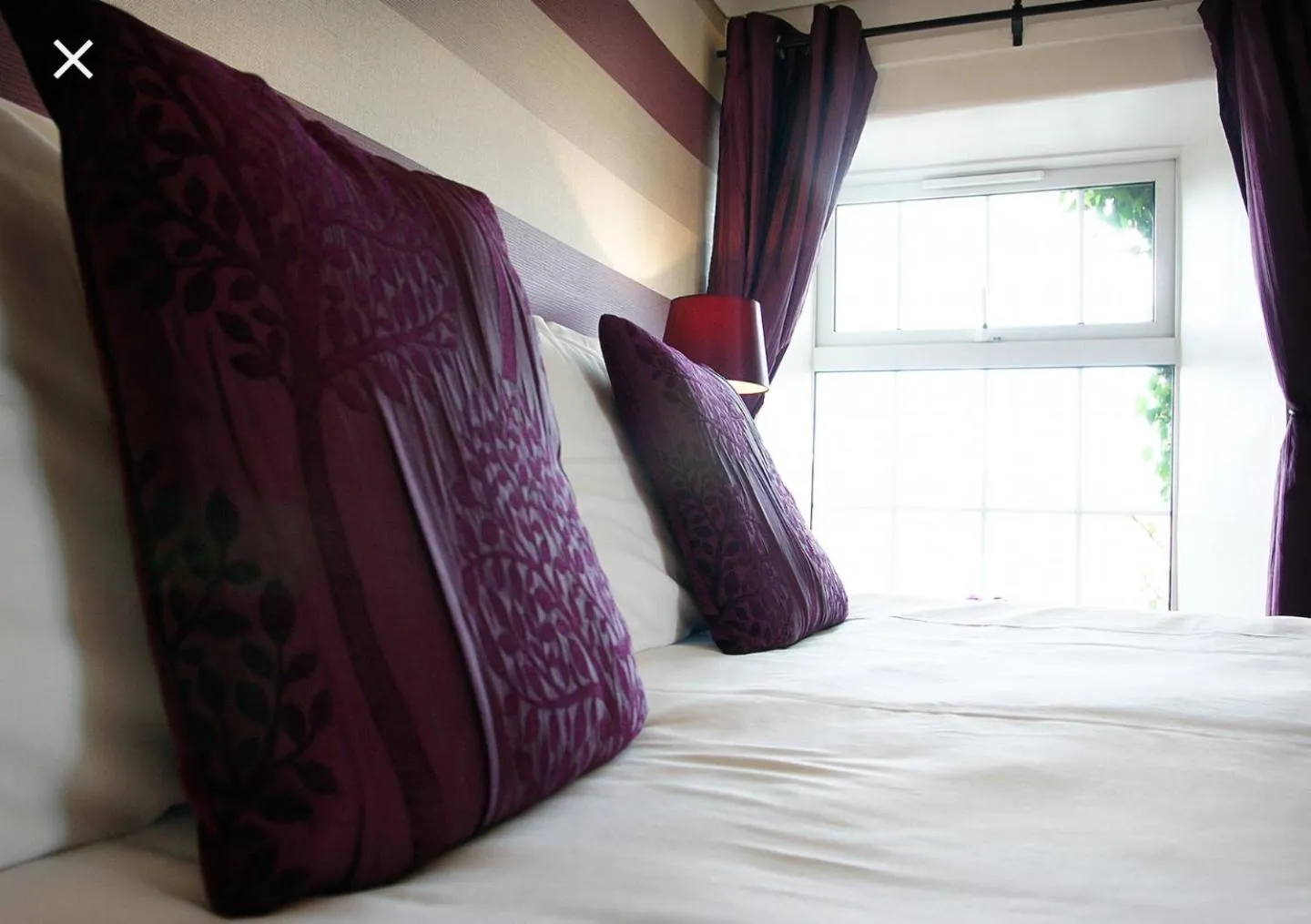 Bed in The Manor House Inn
