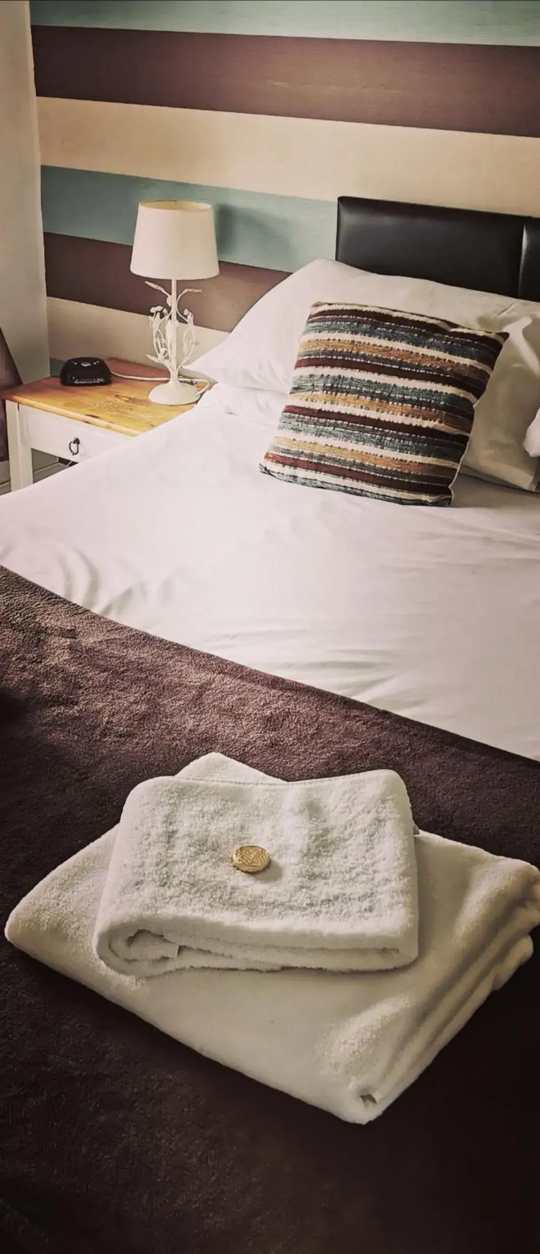 Double Room with Private Bathroom - single occupancy in The Manor House Inn Double Room with Private Bathroom - single occupancy in The Manor House Inn