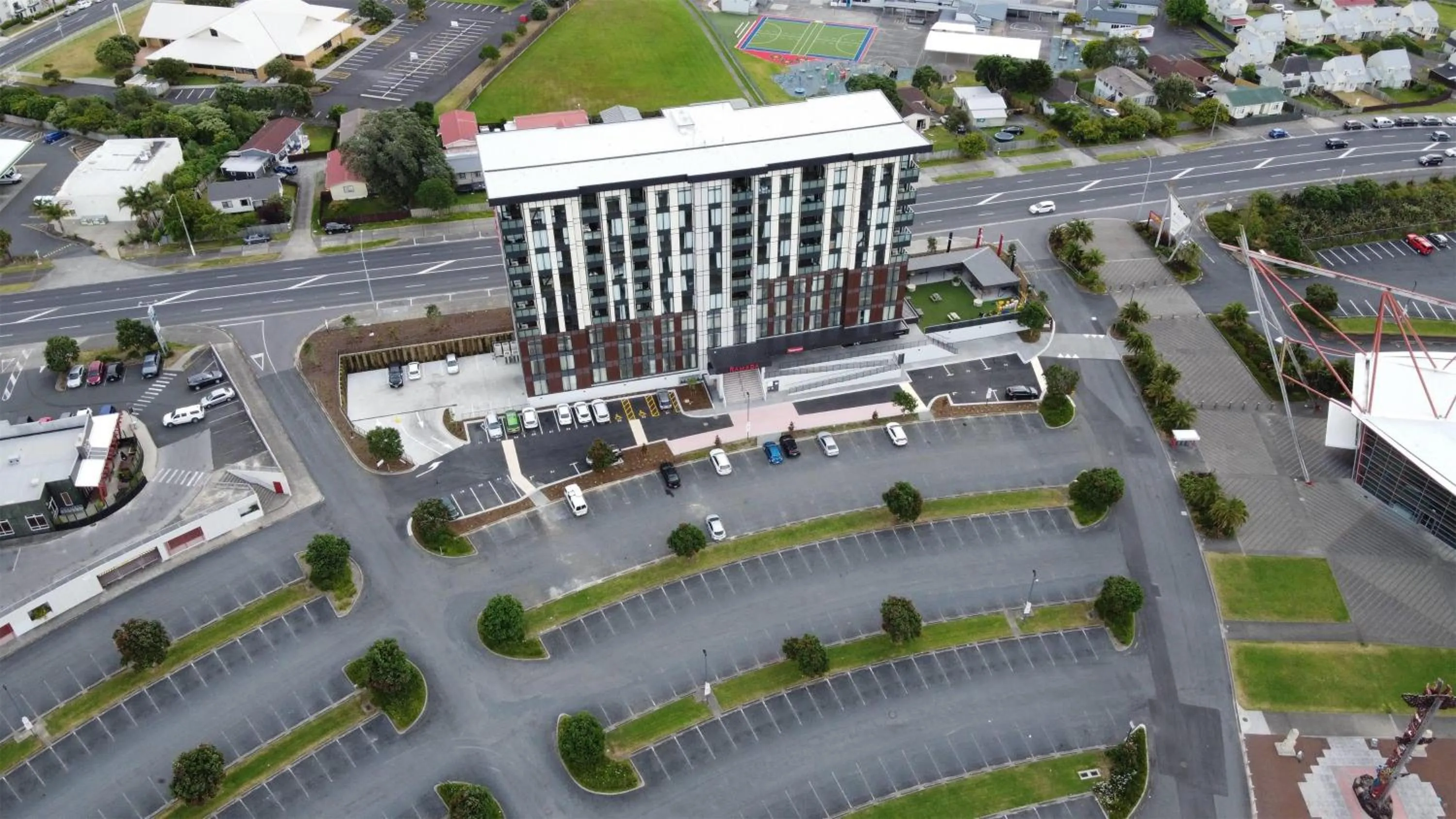 Property building in Ramada Suites by Wyndham Auckland Manukau Pacfic Centre