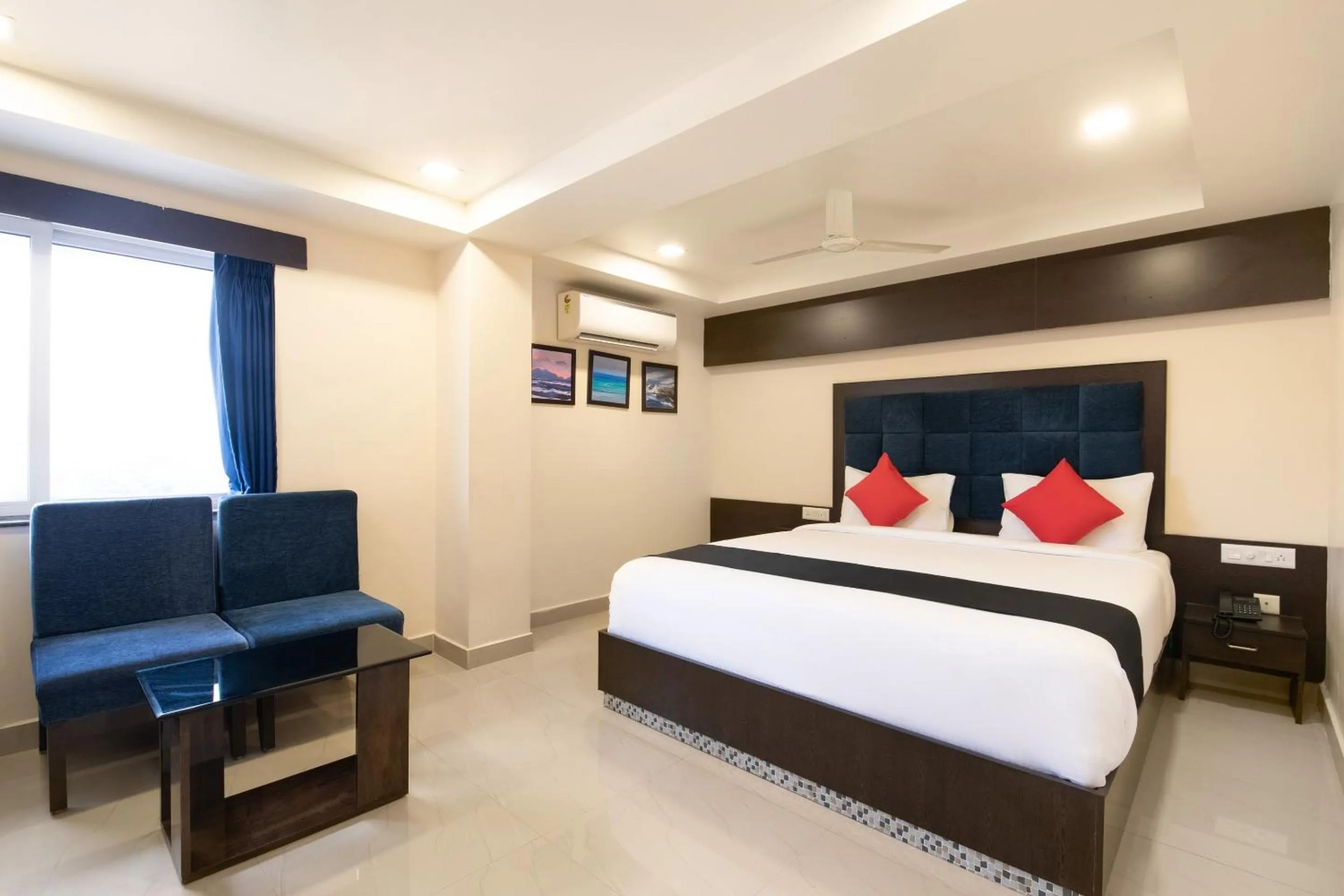 Bedroom, Bed in Capital O Seatree