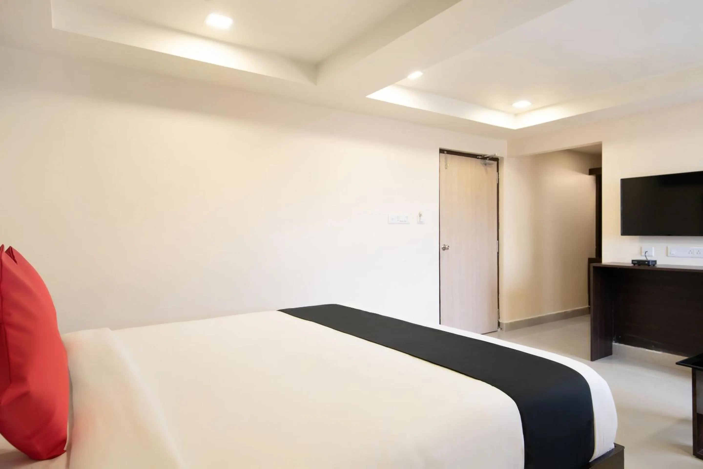 Bedroom, Bed in Capital O Seatree