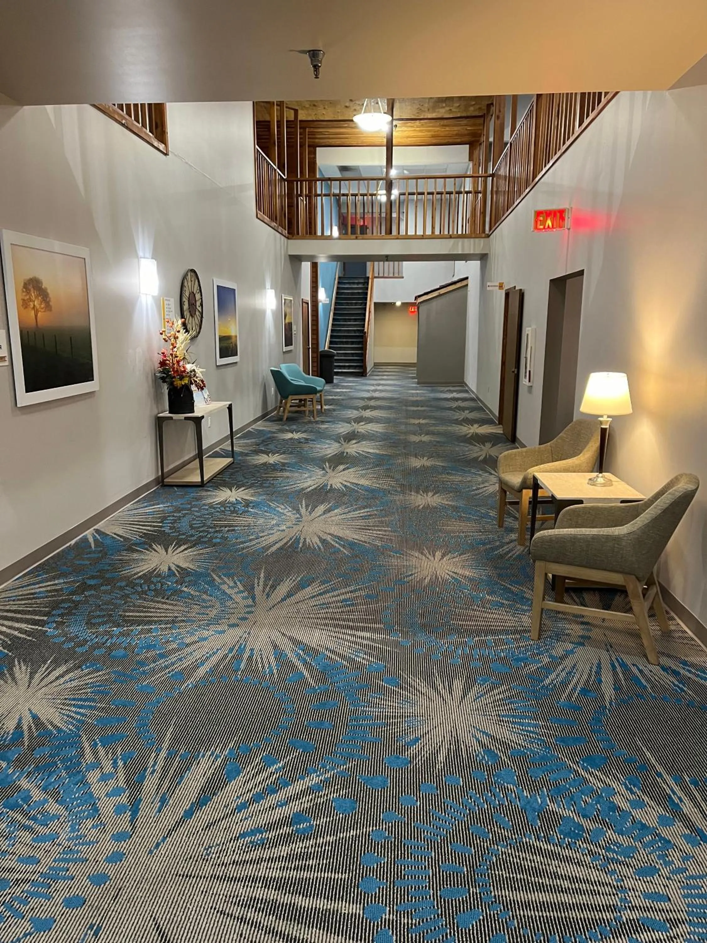 Property building in Days Inn by Wyndham Hutchinson