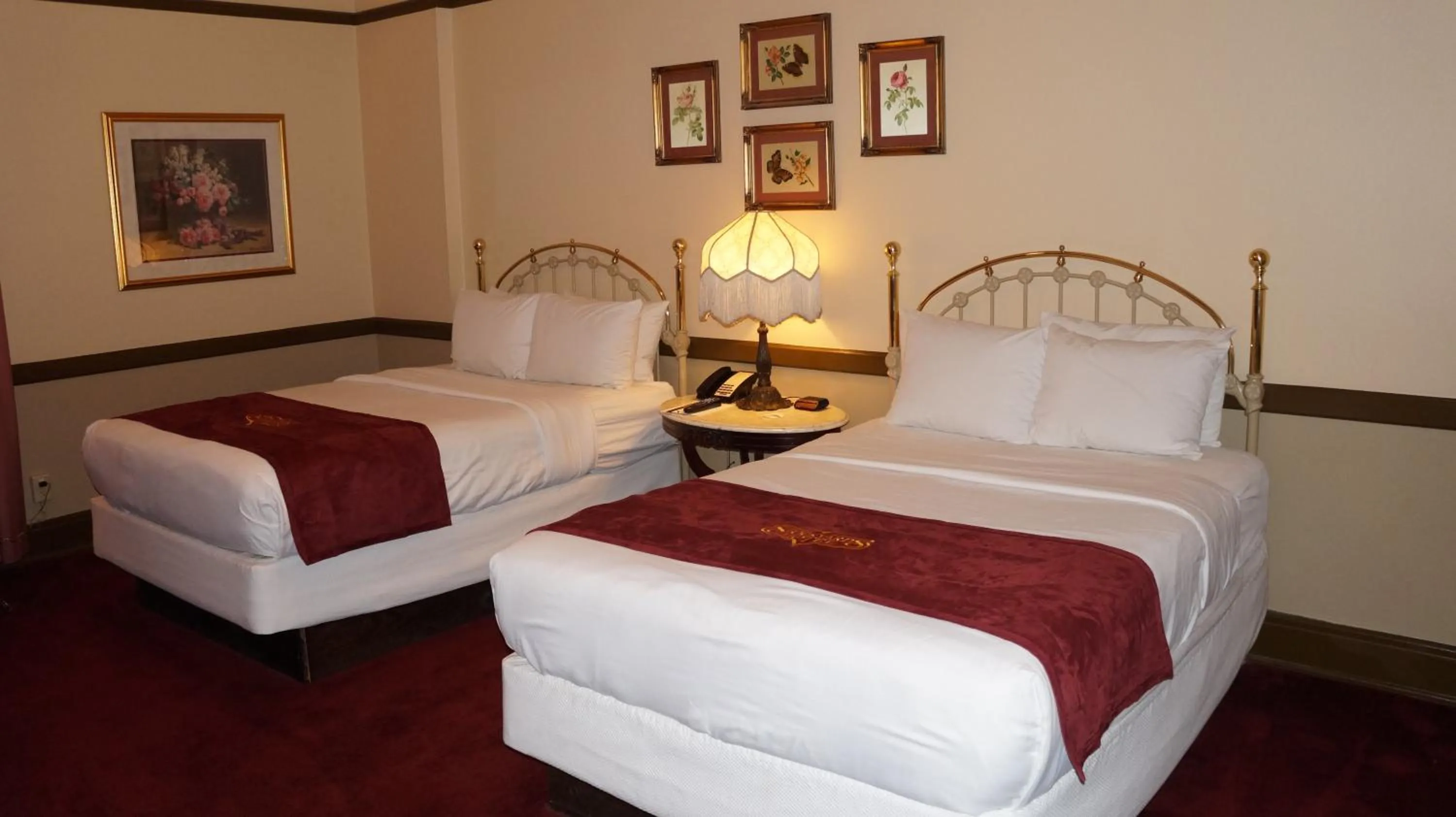 Bedroom, Bed in Stockyards Hotel