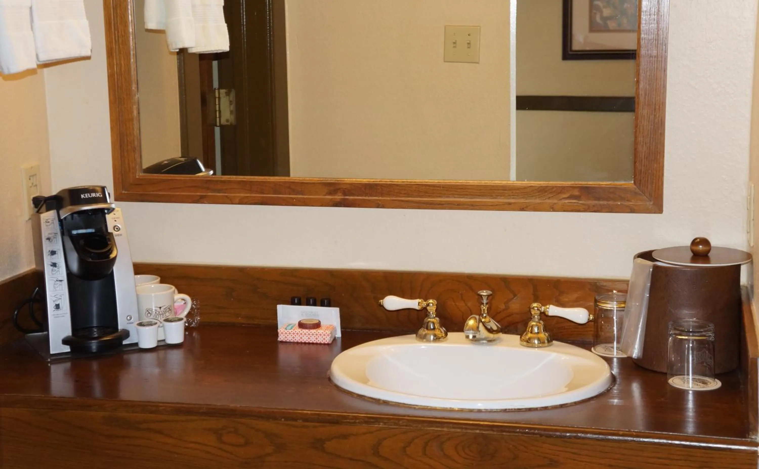 Bathroom in Stockyards Hotel