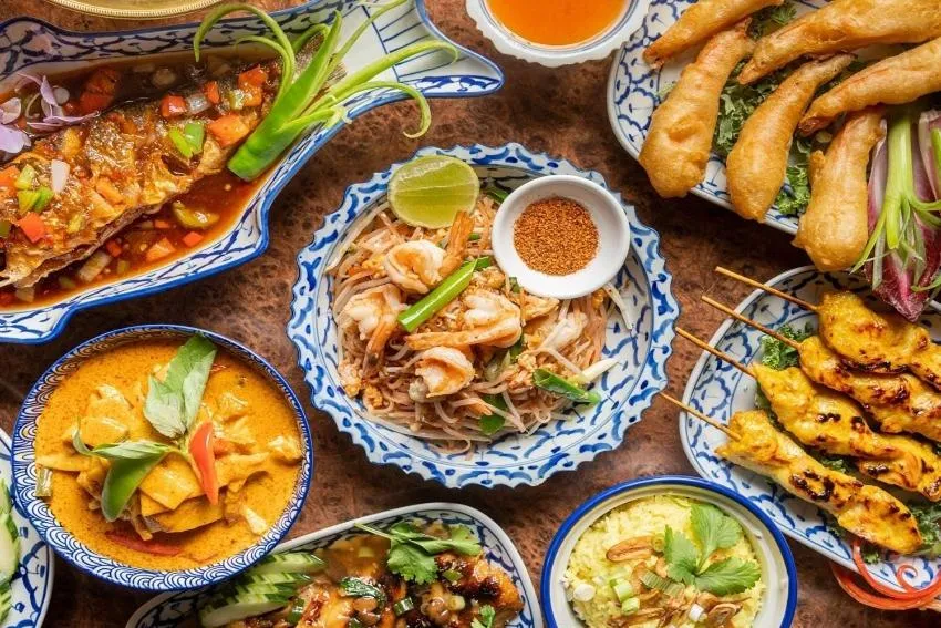 Dining area in Hamilton Arms Suites