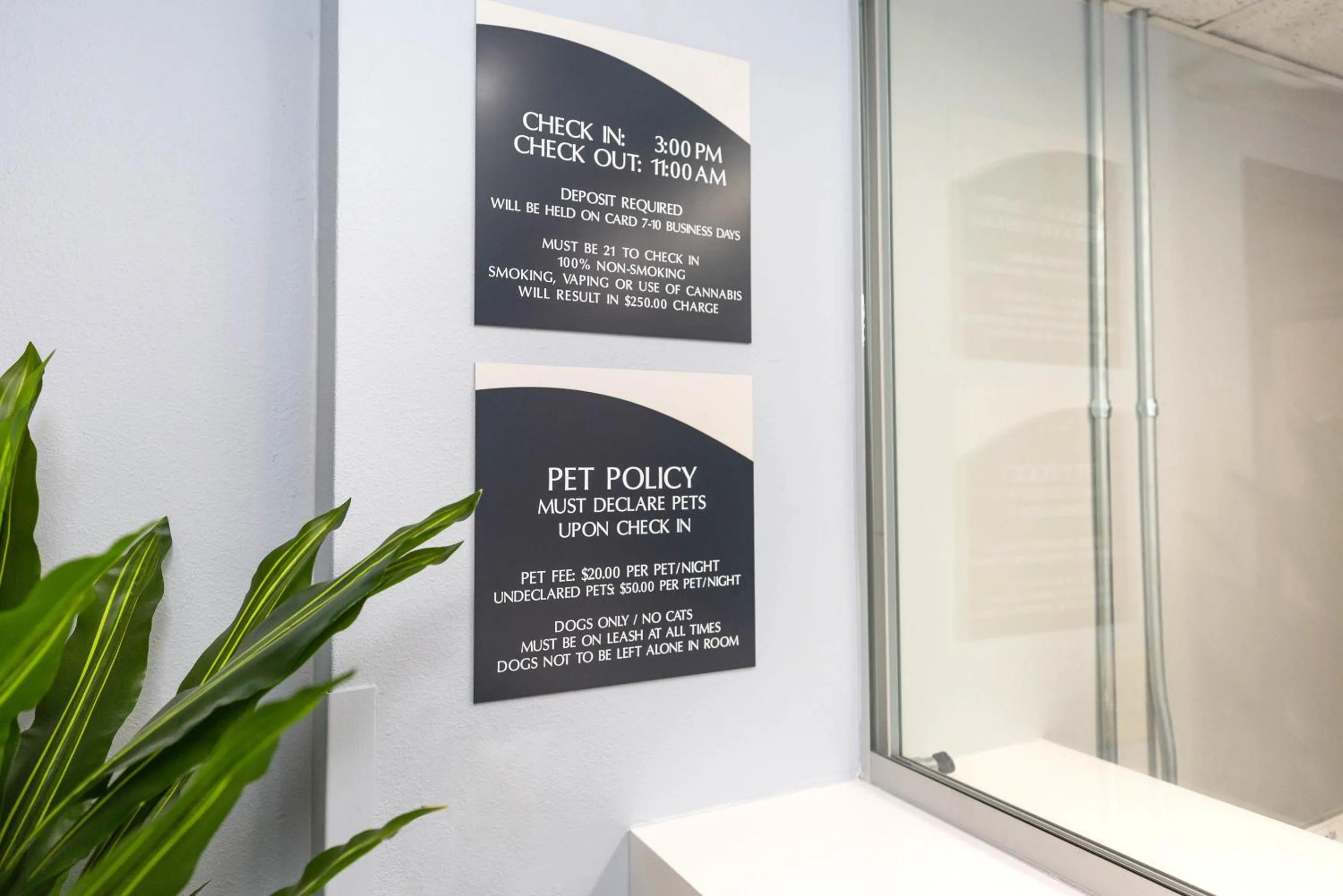 Text overlay in Coratel Inn & Suites by Jasper Mankato