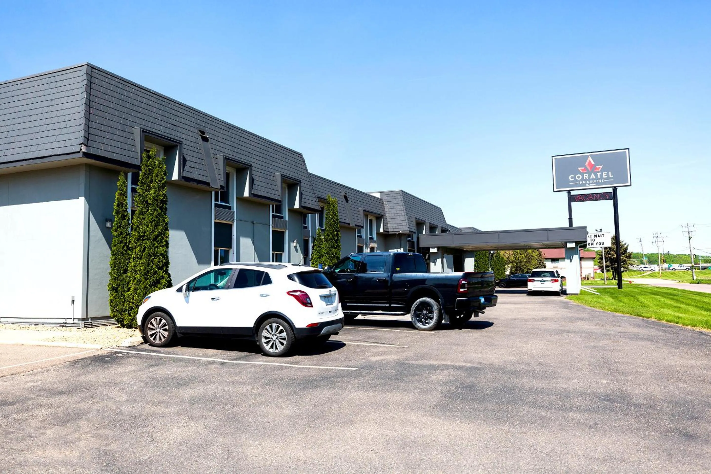 Property building in Coratel Inn & Suites by Jasper Mankato