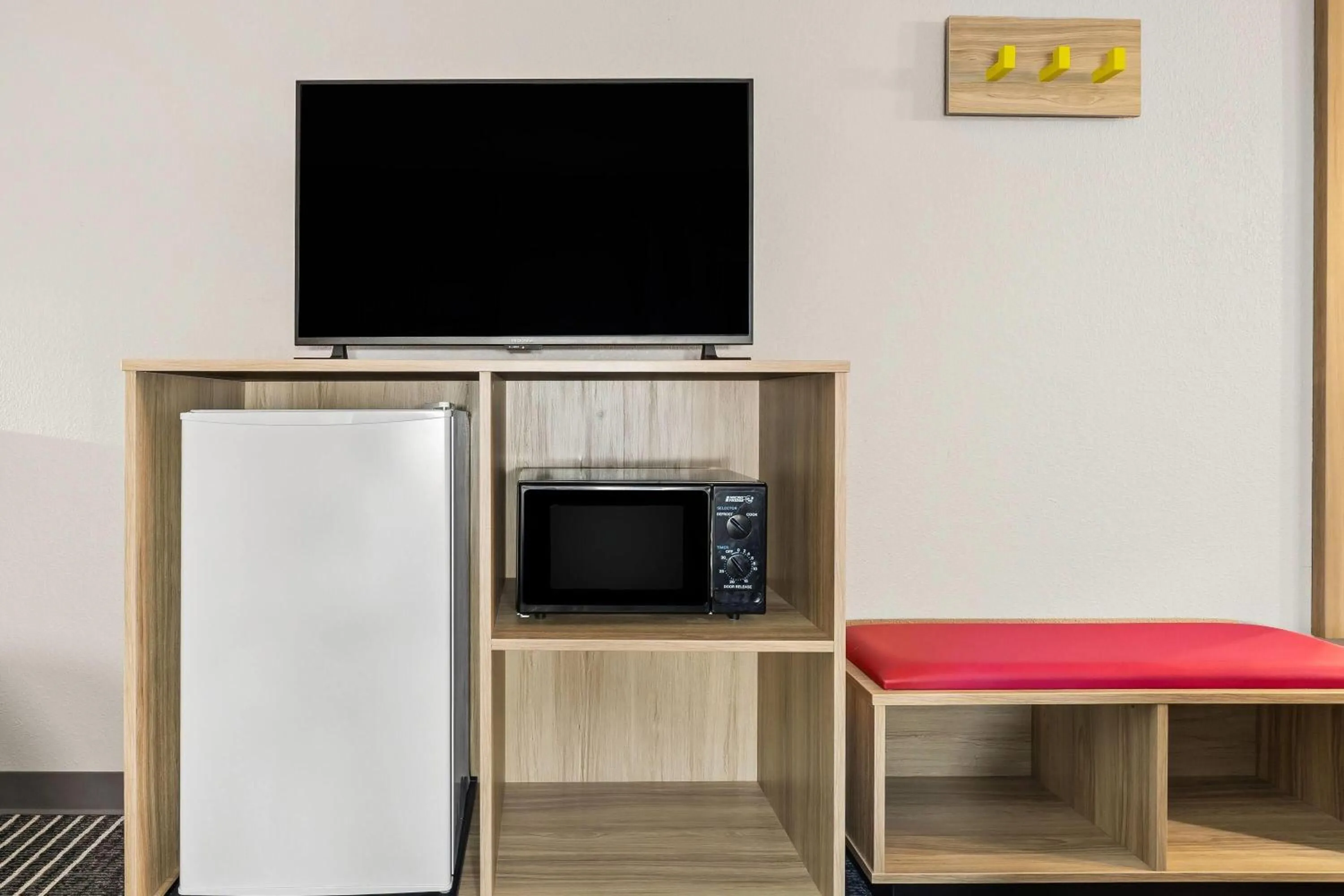 Bed in Super 8 by Wyndham Harrison AR